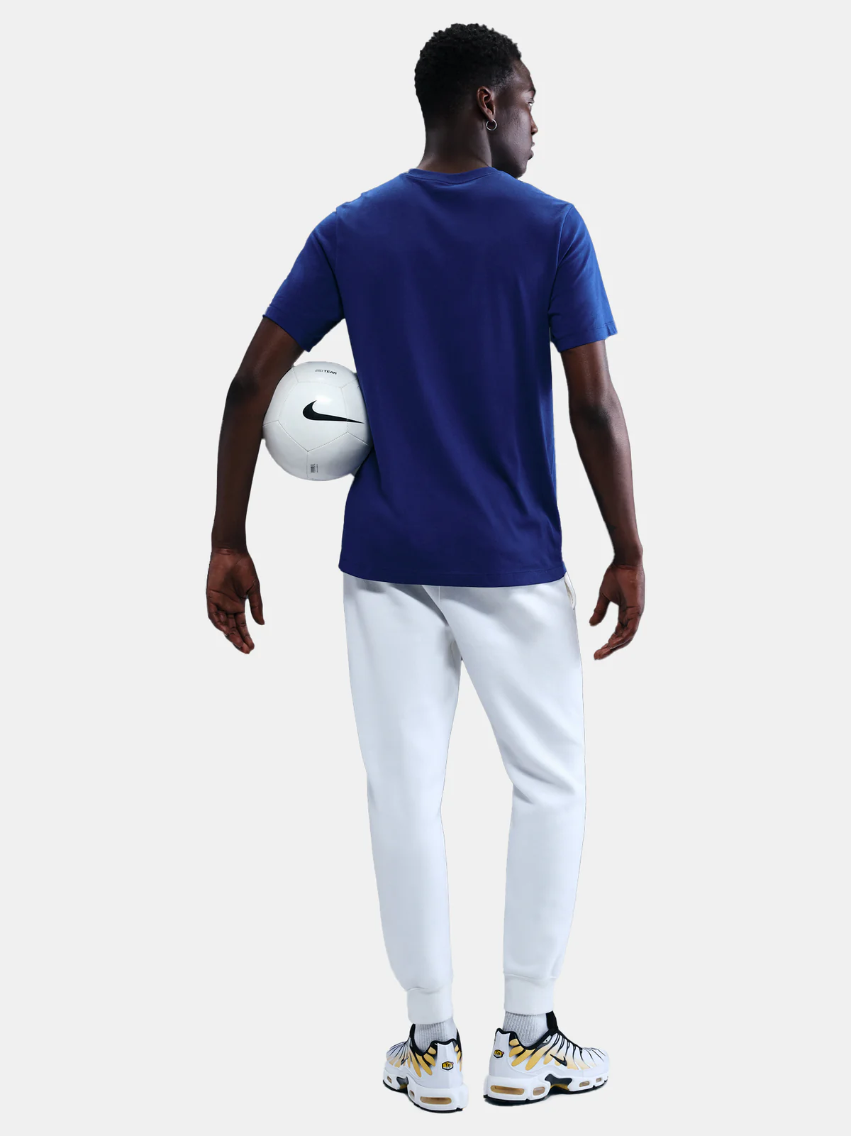 Nike მამაკაცის მაისური