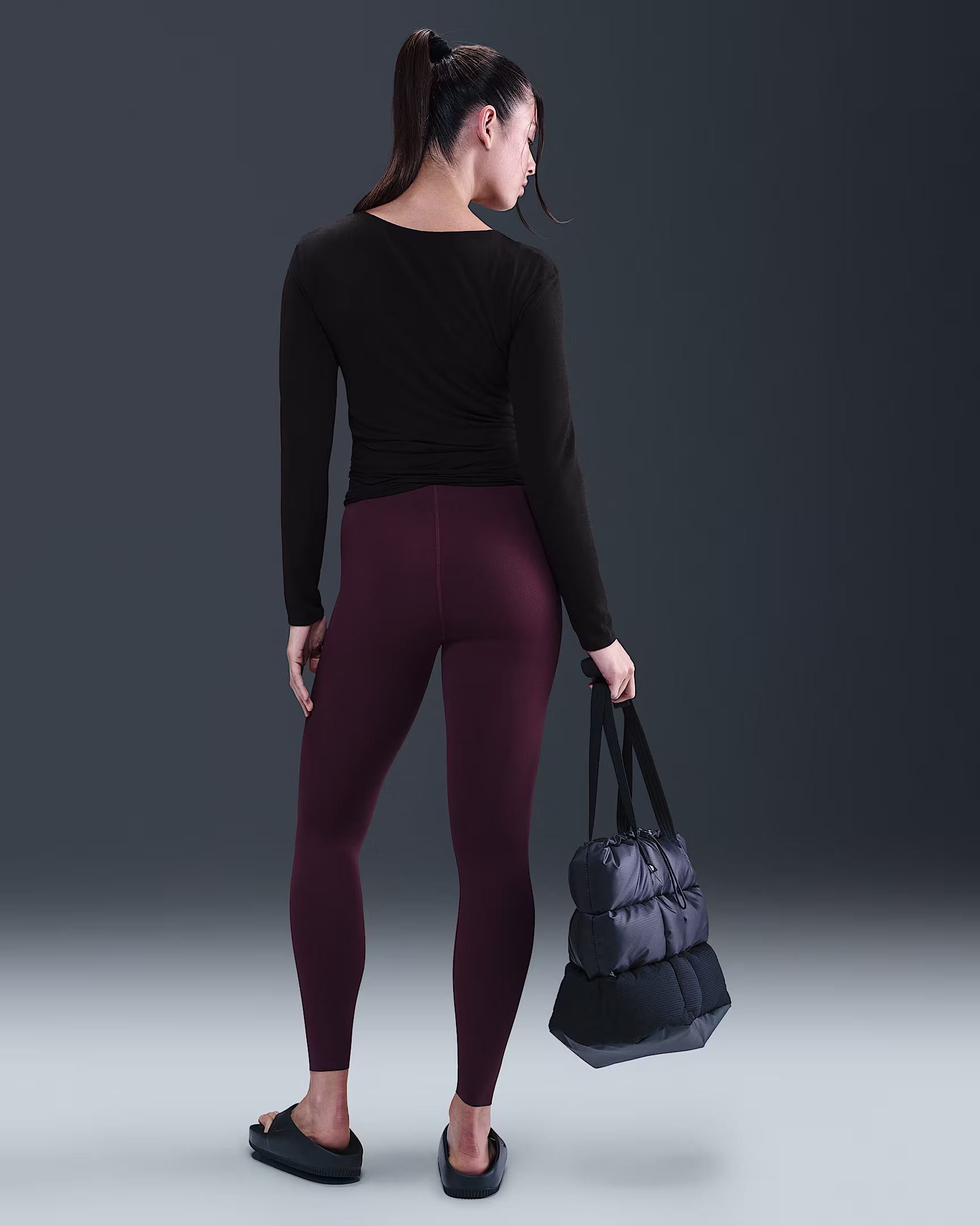 Nike ქალის ჯემპრი