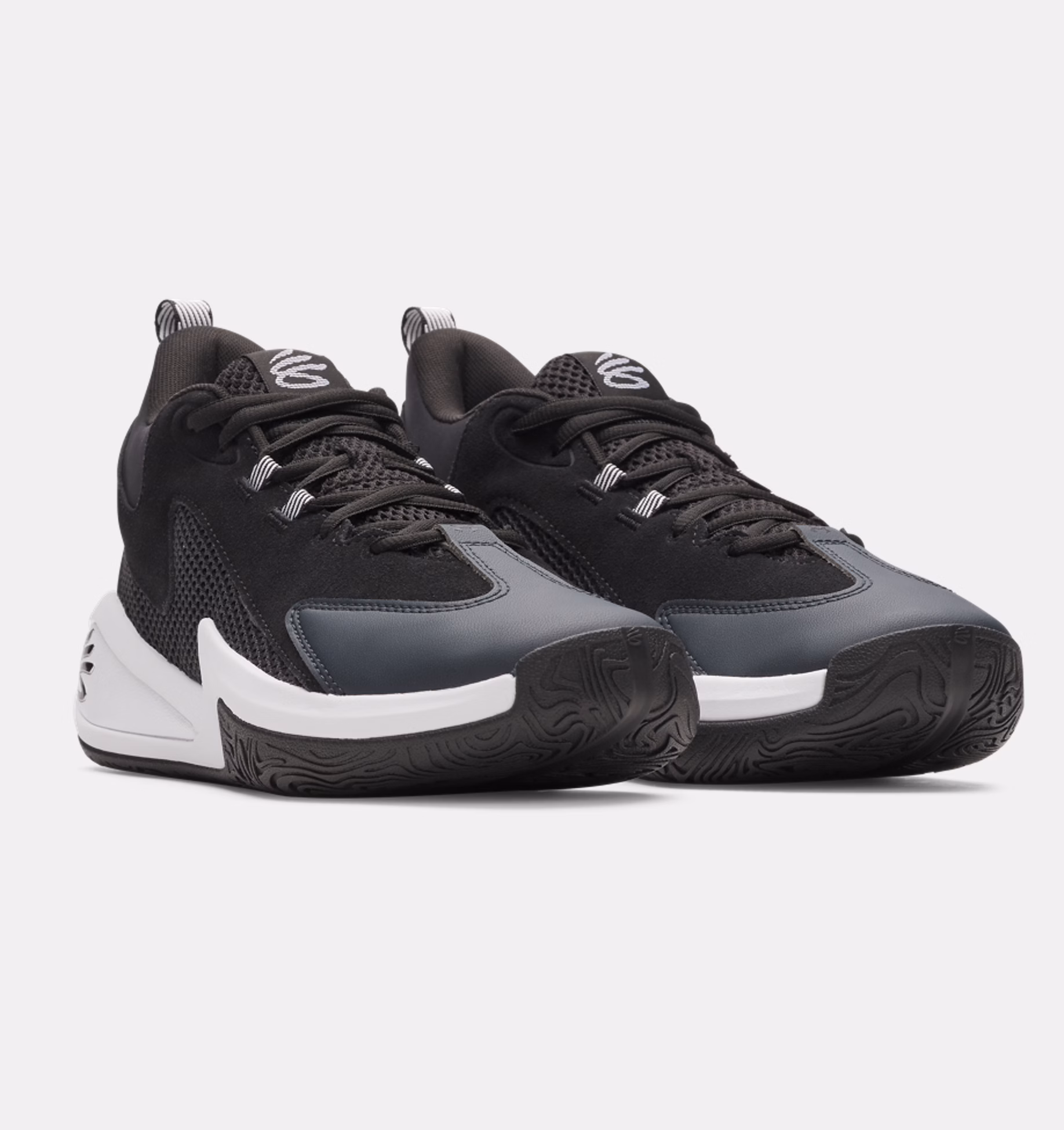 Under Armour მამაკაცის სპორტული ფეხსაცმელი