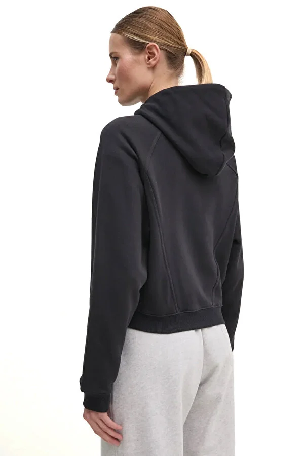 Reebok ქალის ჯემპრი