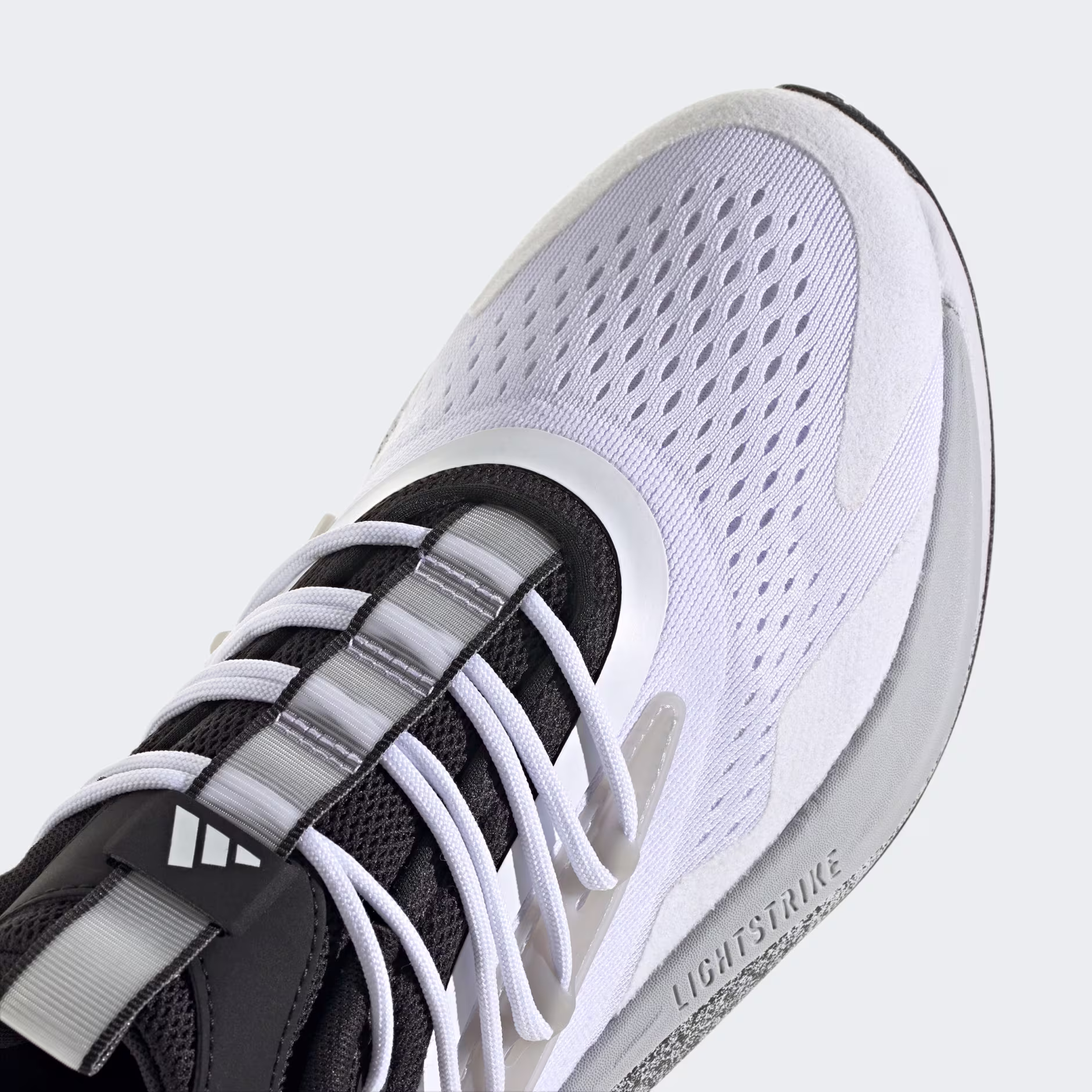 Adidas მამაკაცის სპორტული ფეხსაცმელი AlphaBoost V2
