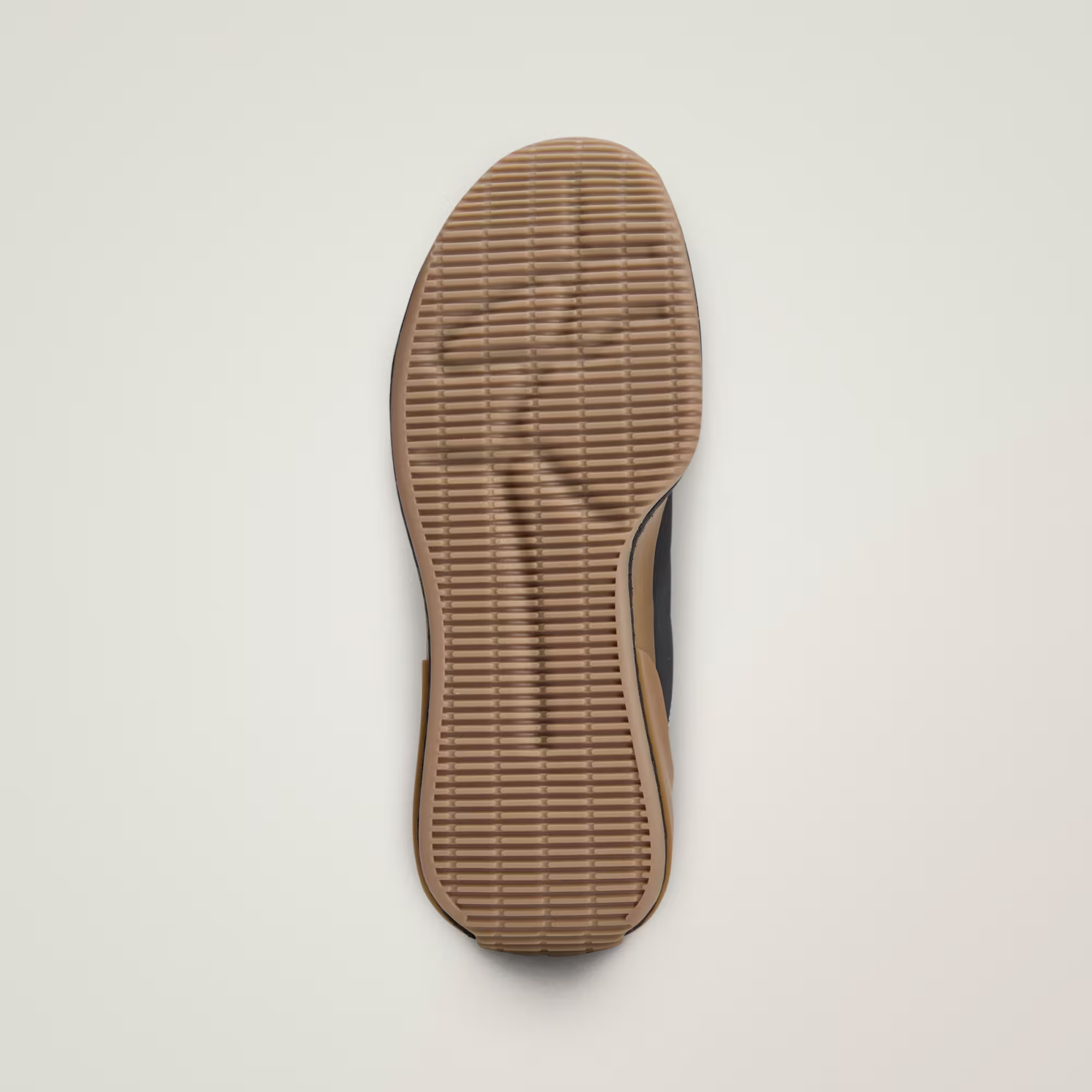 ქალის სპორტული ფეხსაცმელი