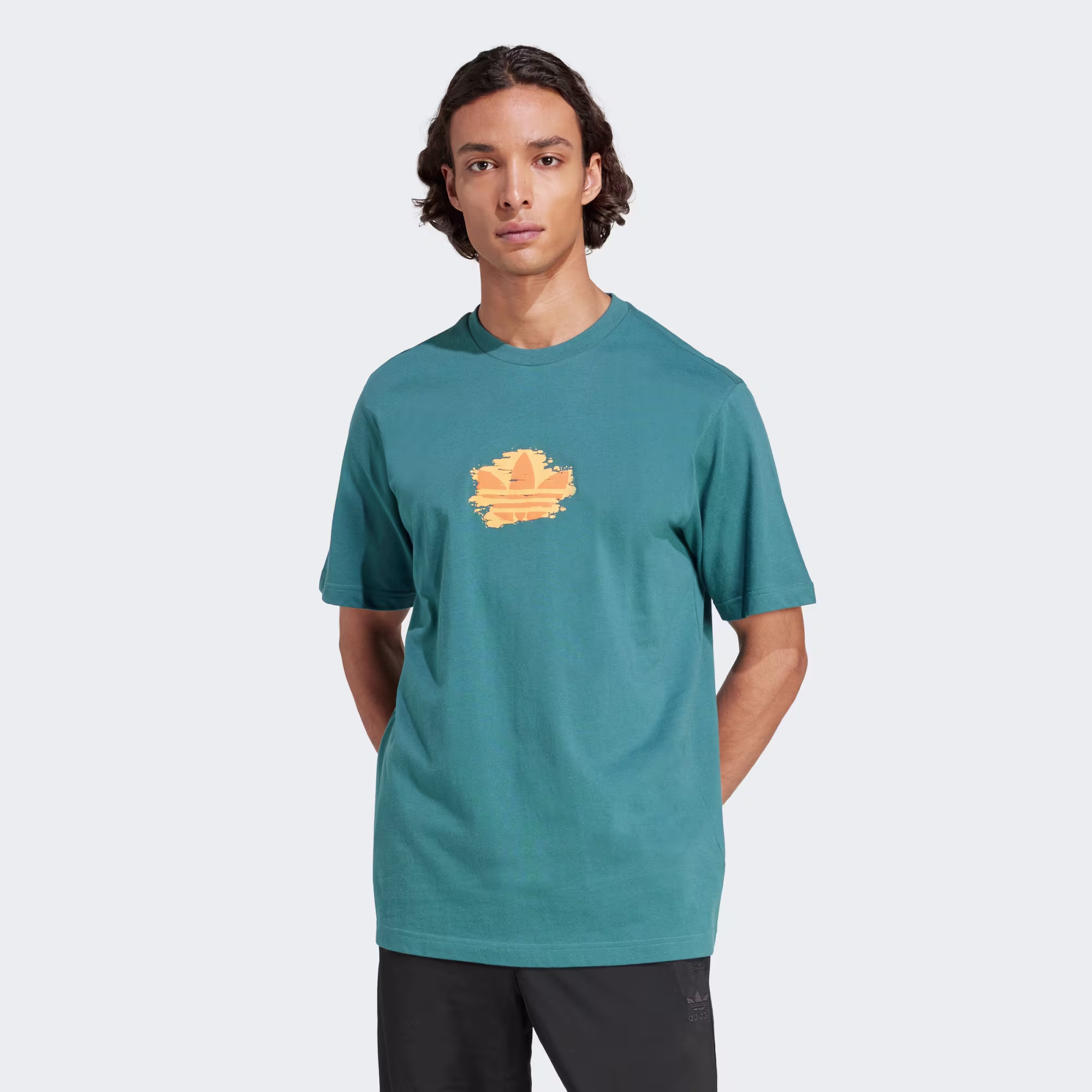 Adidas მამაკაცის მაისური GRAPHIC TEE