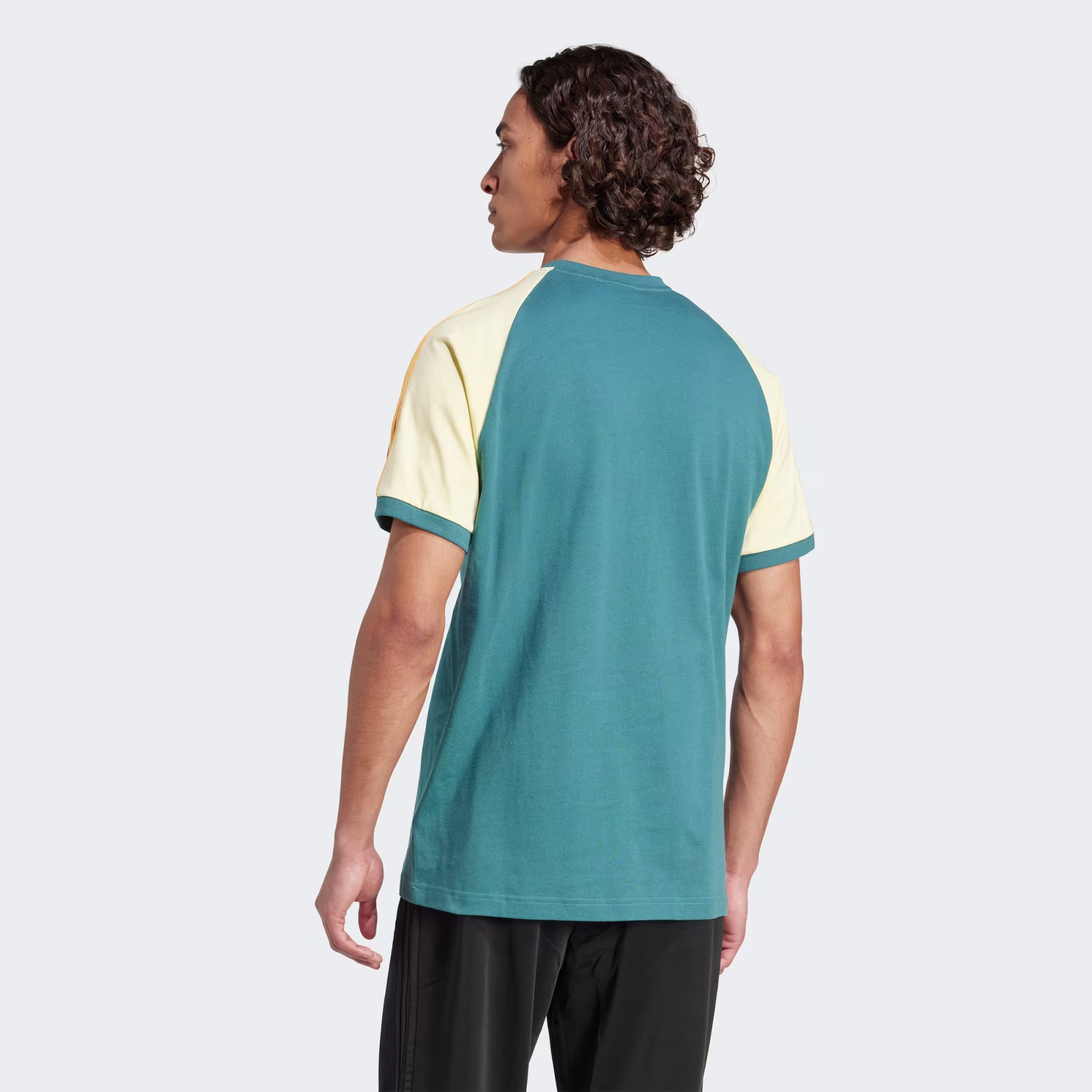 Adidas მამაკაცის მაისური CALI TEE