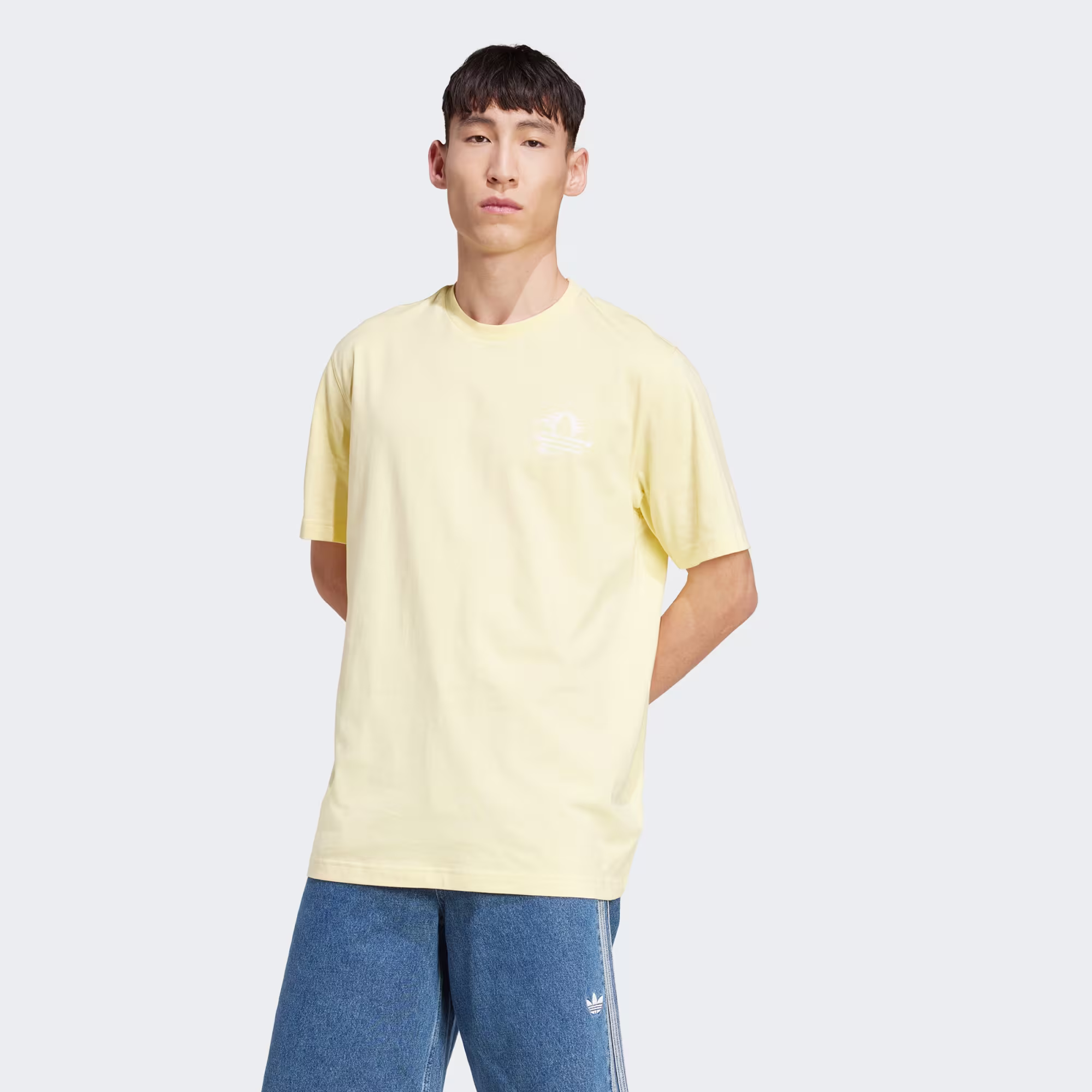 Adidas მამაკაცის მაისური GRAPHIC TEE