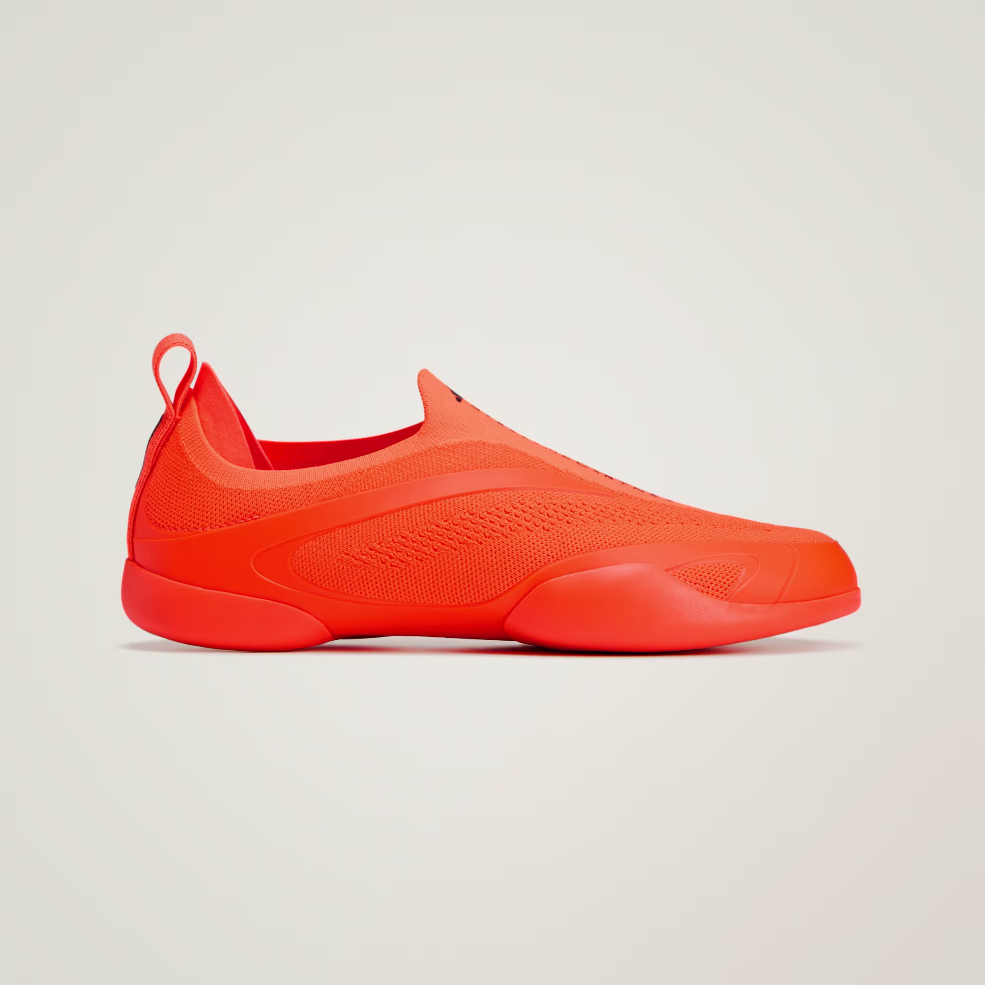 Adidas მამაკაცის სპორტული ფეხსაცმელი