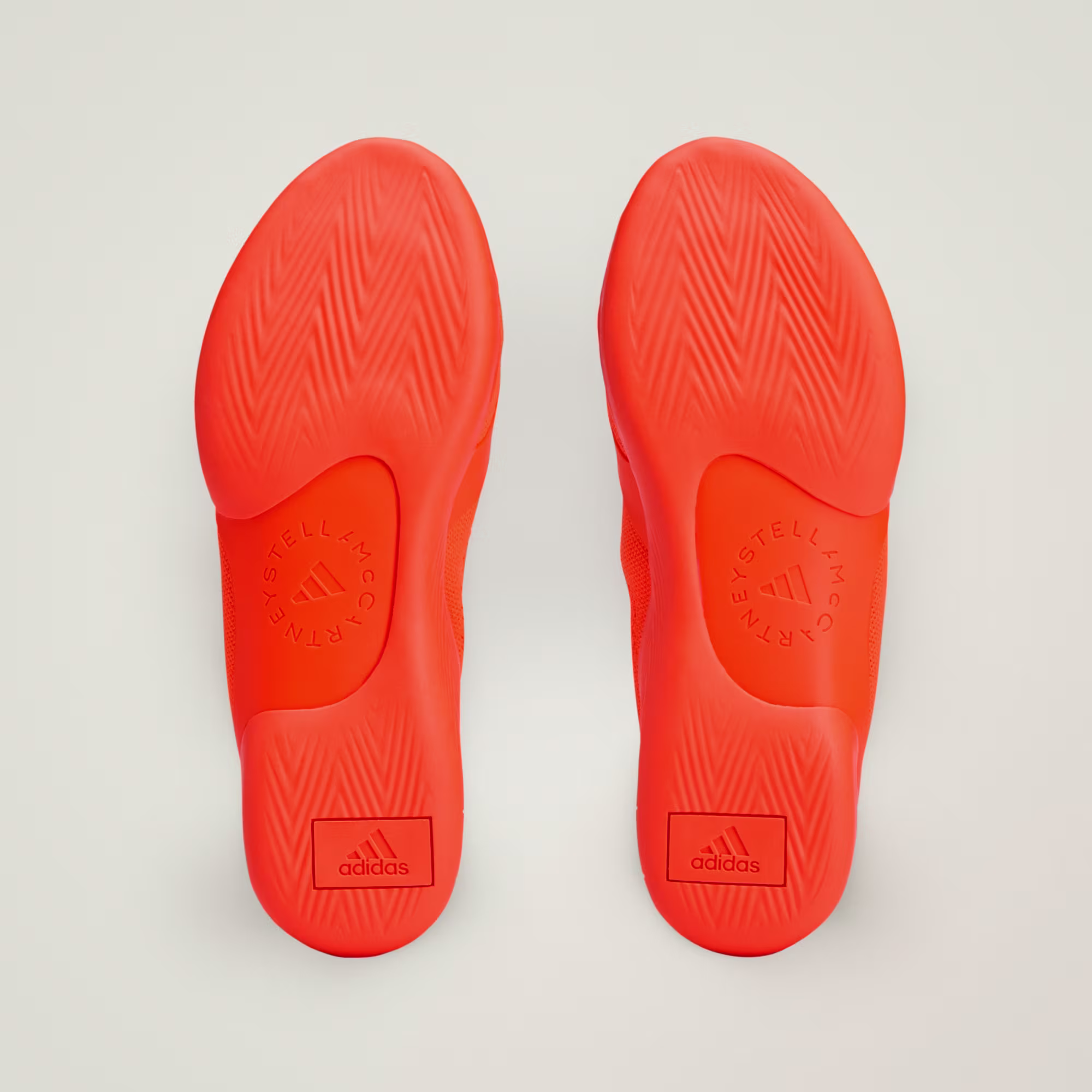 Adidas მამაკაცის სპორტული ფეხსაცმელი