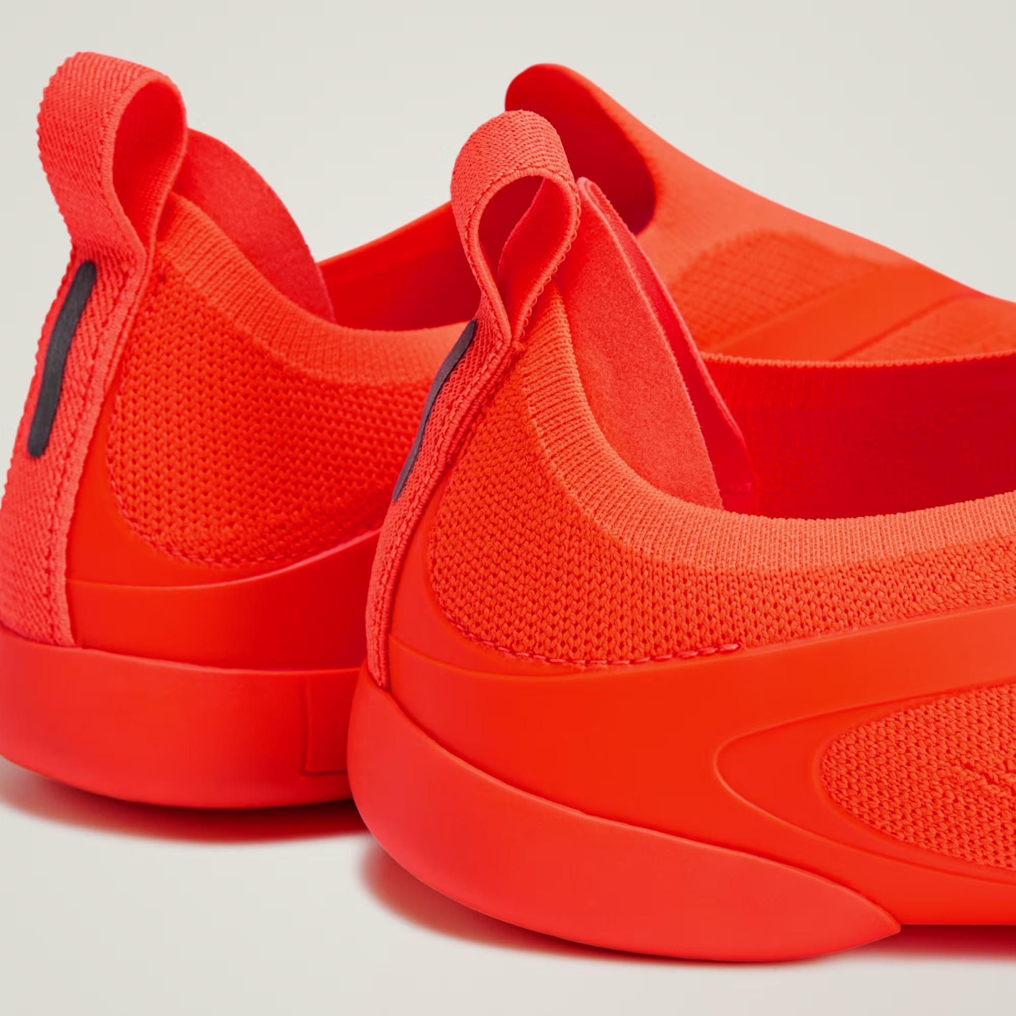 Adidas მამაკაცის სპორტული ფეხსაცმელი