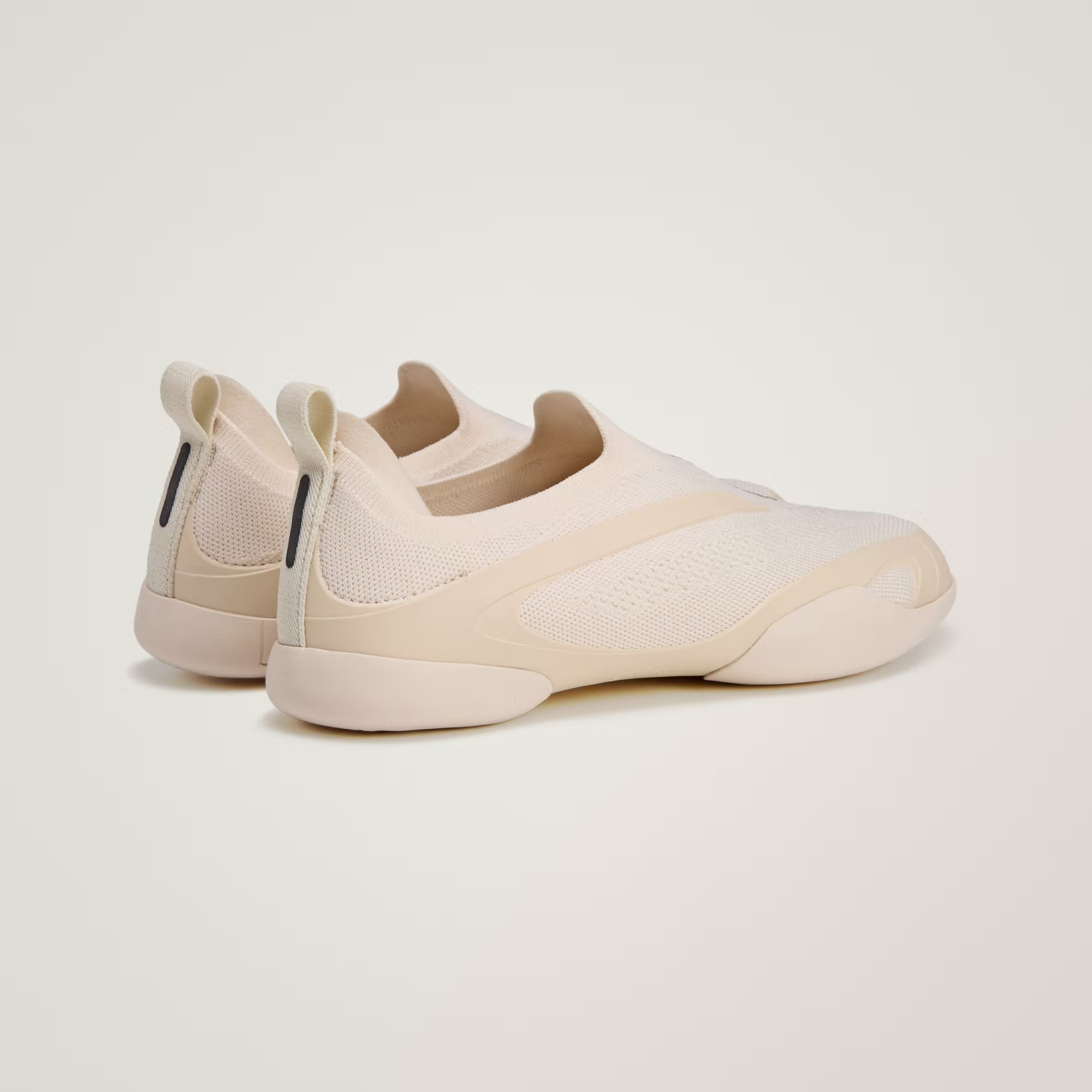 Adidas მამაკაცის სპორტული ფეხსაცმელი