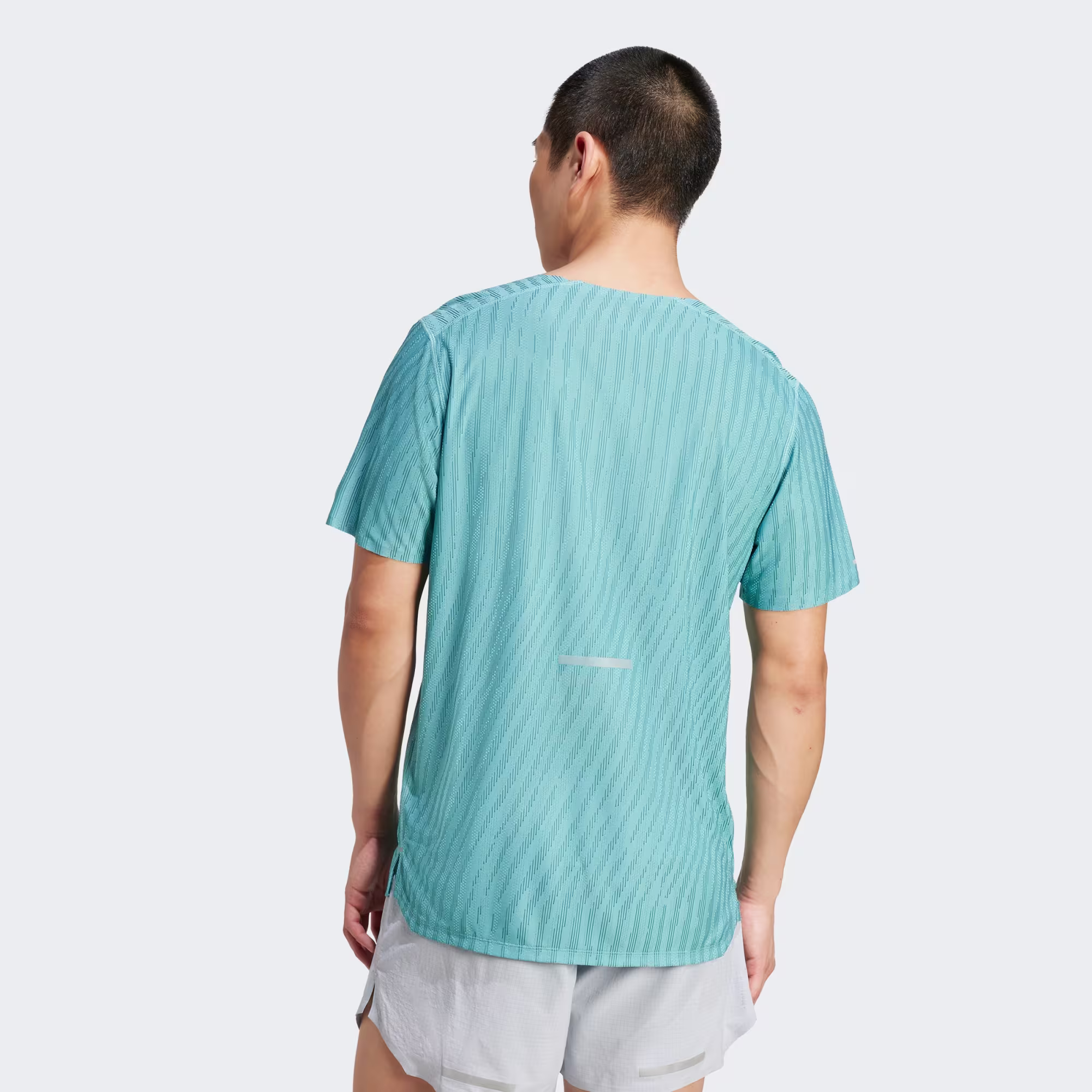 Adidas მამაკაცის მაისური