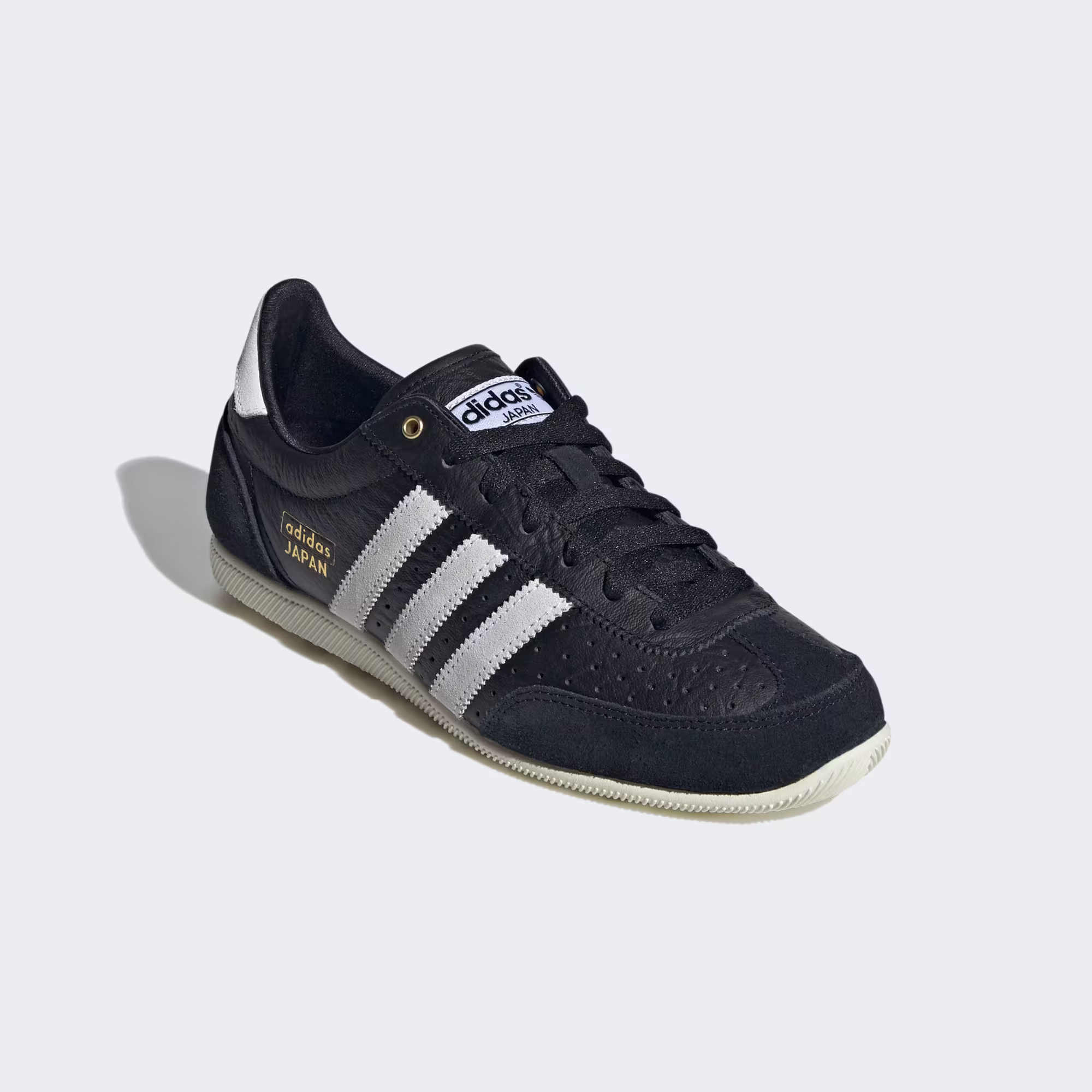 Adidas ქალის სპორტული ფეხსაცმელი