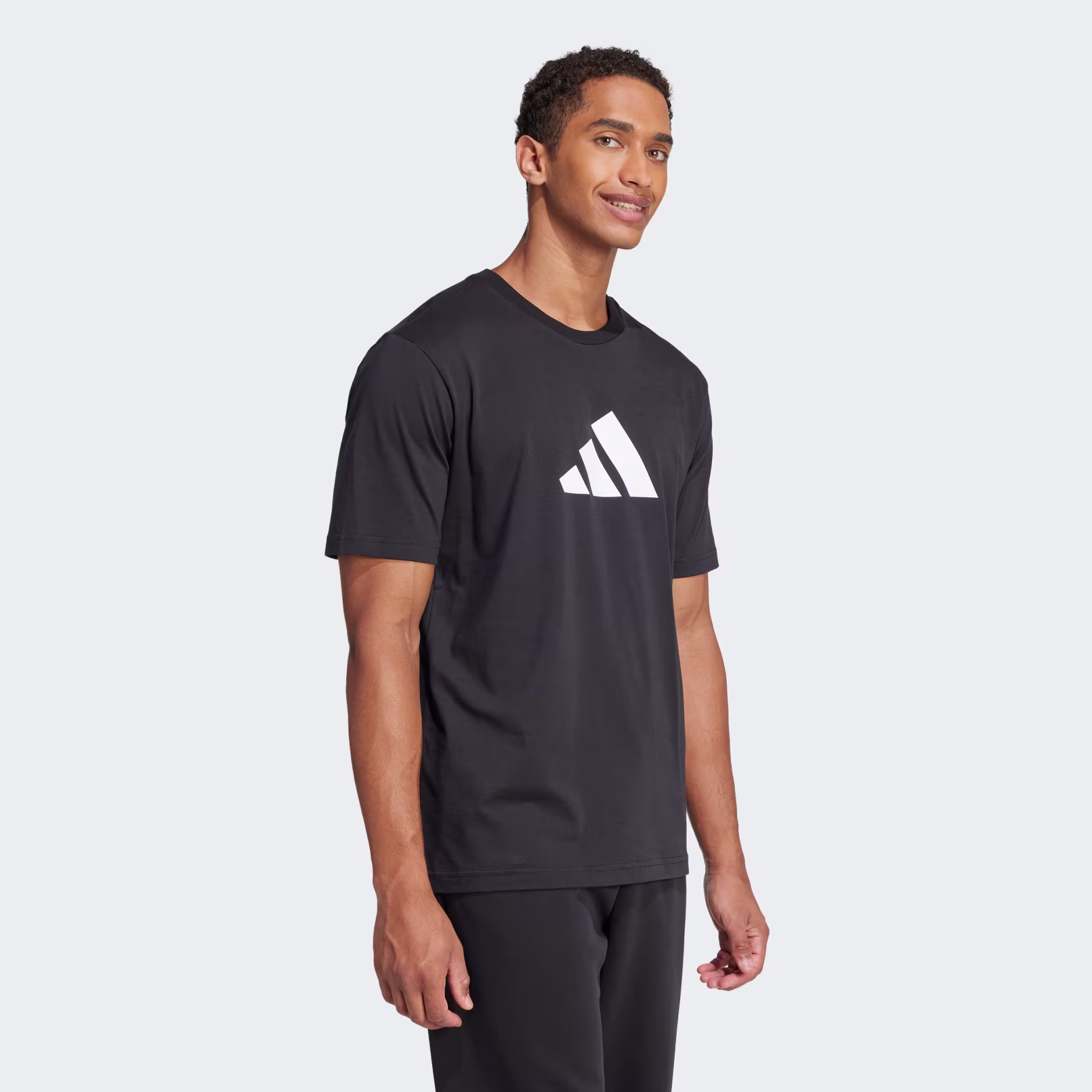 Adidas მამაკაცის მაისური M FI 3BAR TEE