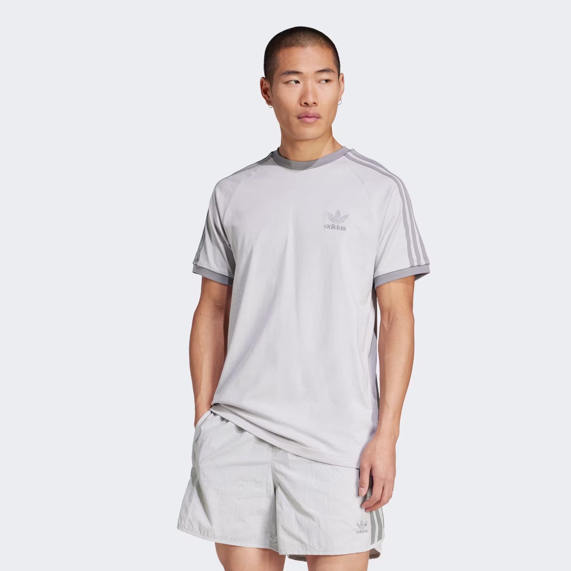 Adidas მამაკაცის მაისური 3-STRIPES TEE