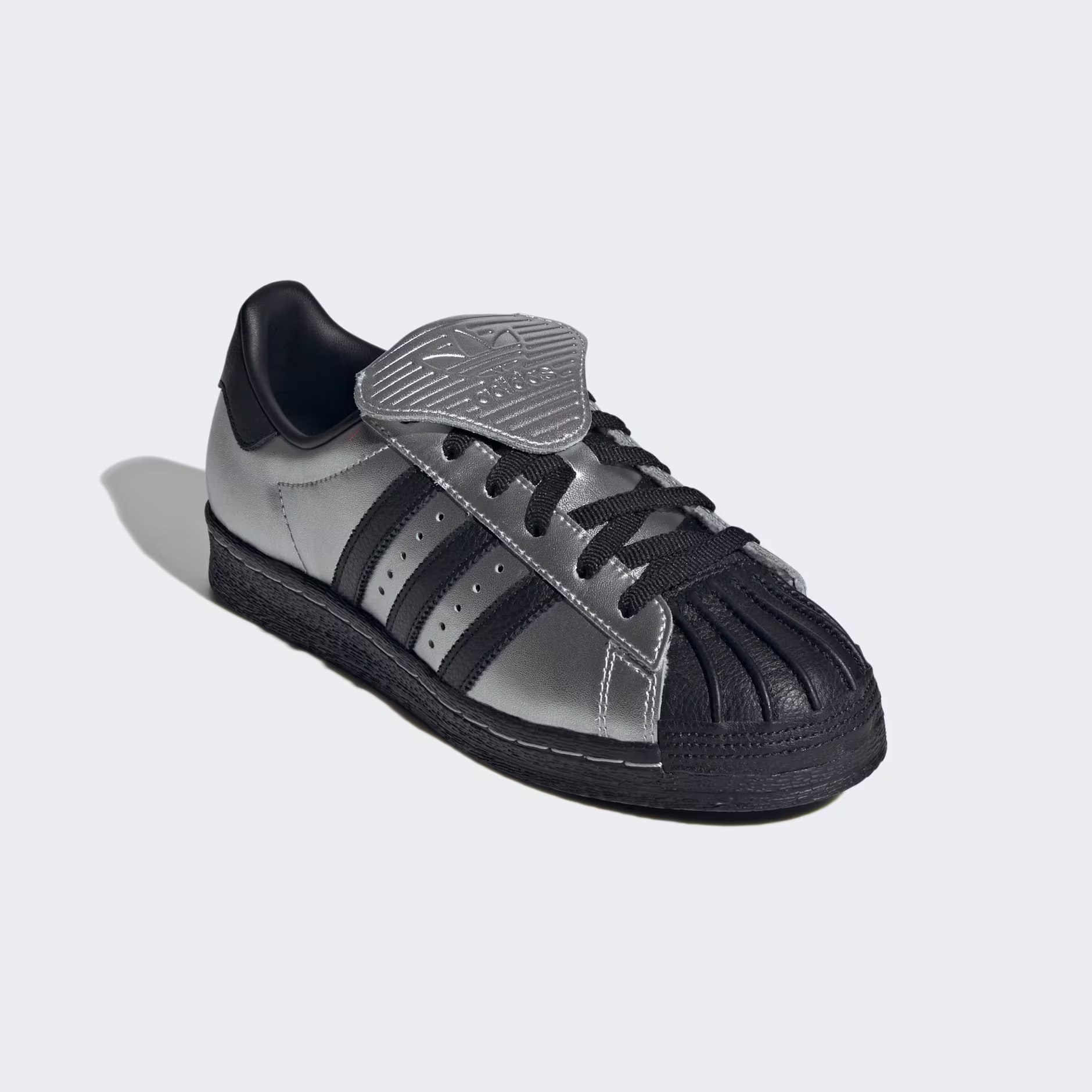 Adidas ქალის სპორტული ფეხსაცმელი SUPERSTAR 82 W