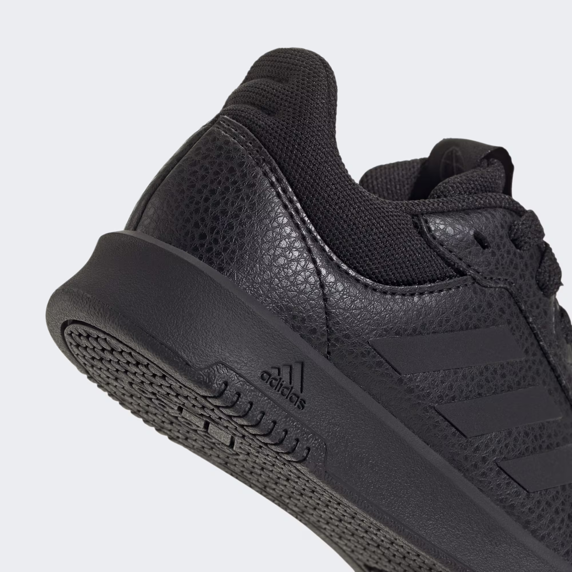 Adidas ბავშვის სპორტული ფეხსაცმელი