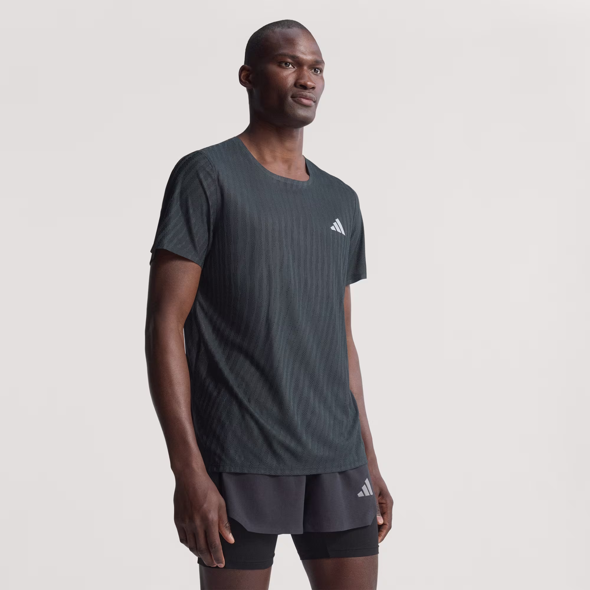 Adidas მამაკაცის მაისური