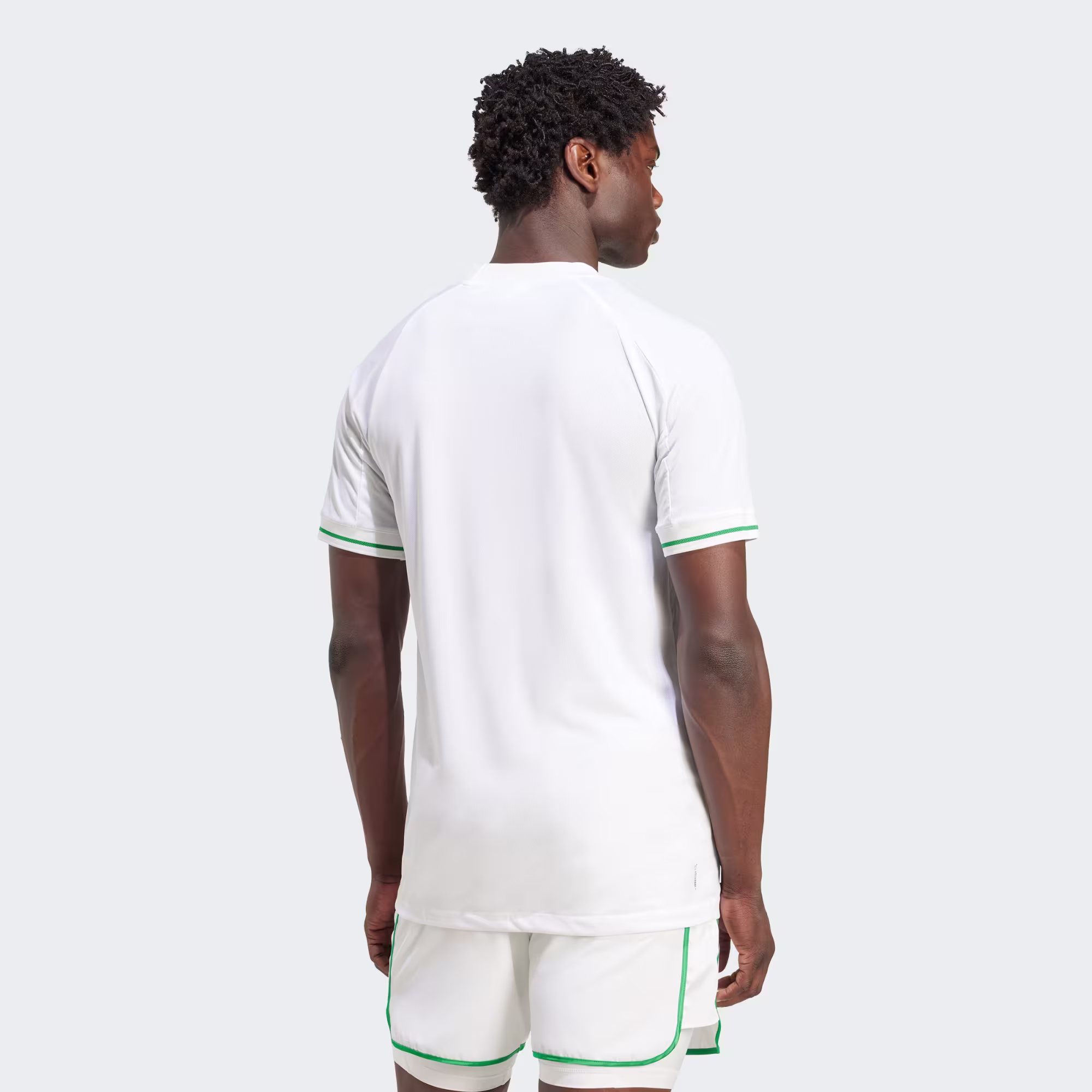 Adidas მამაკაცის მაისური