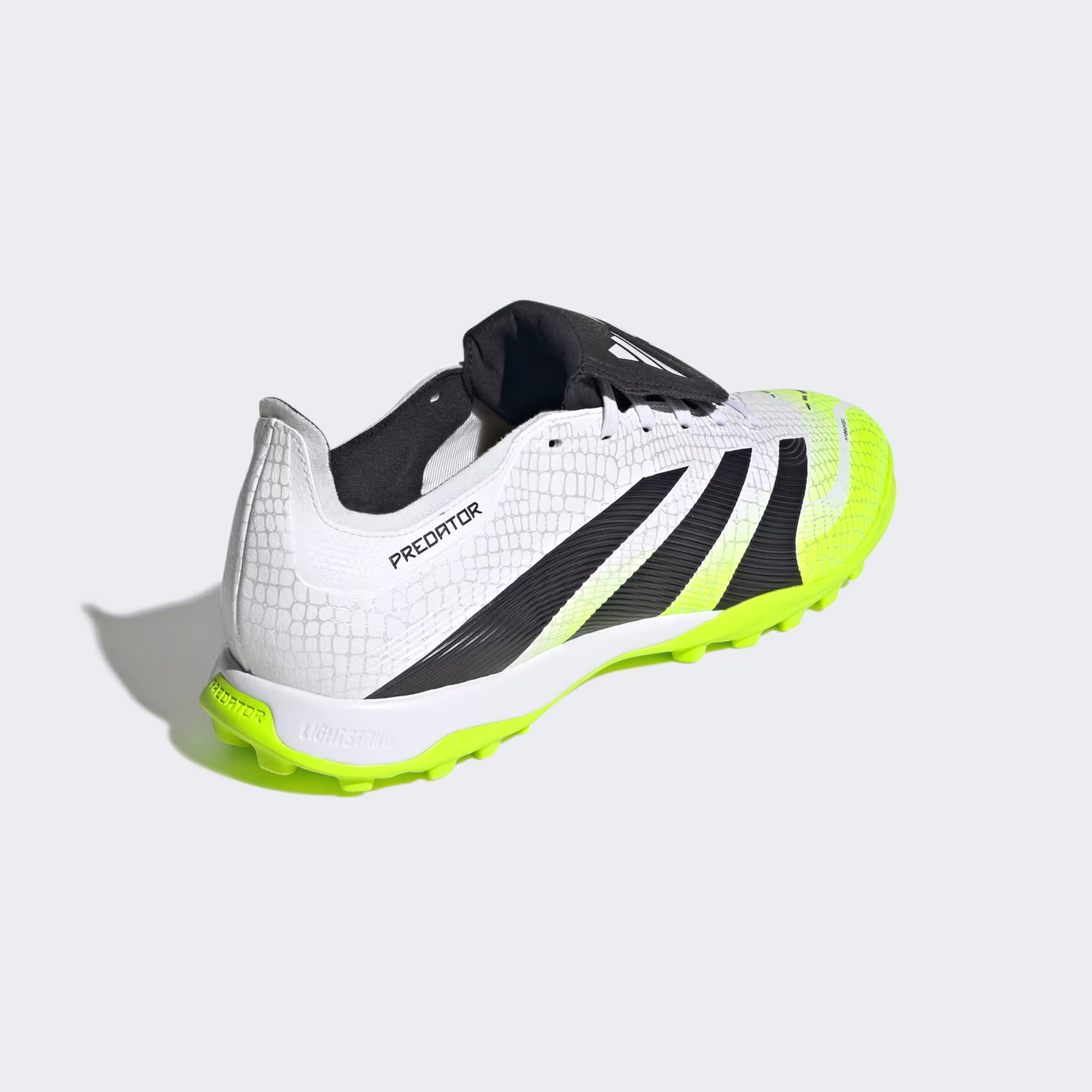 Adidas მამაკაცის სპორტული ფეხსაცმელი