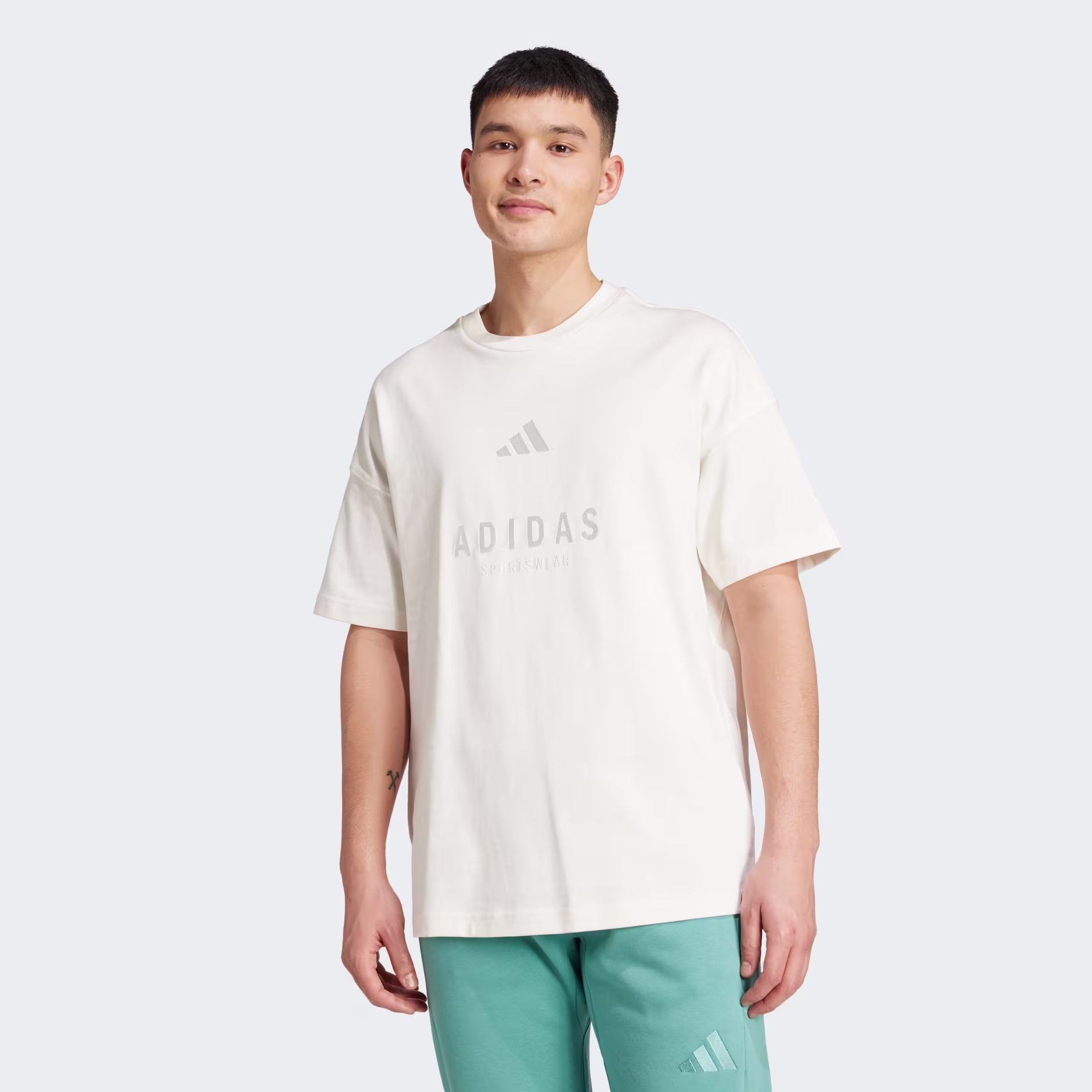 Adidas მამაკაცის მაისური