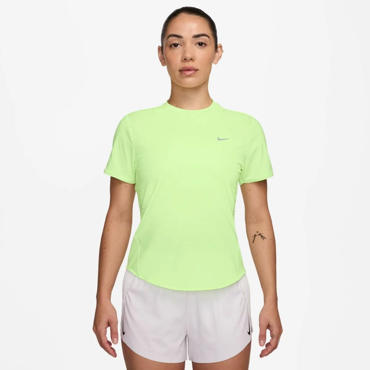 Nike ქალის მაისური