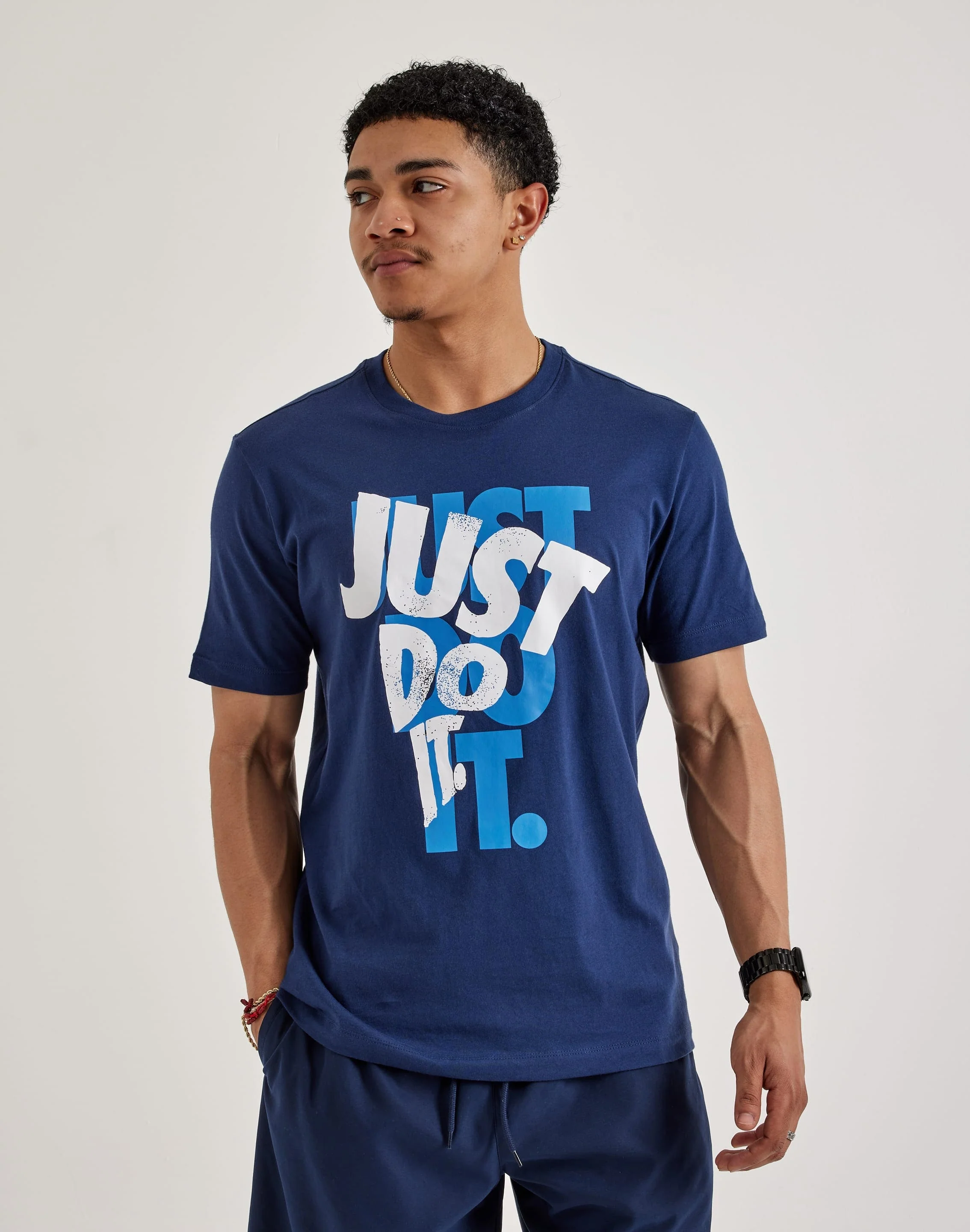 Nike მამაკაცის მაისური