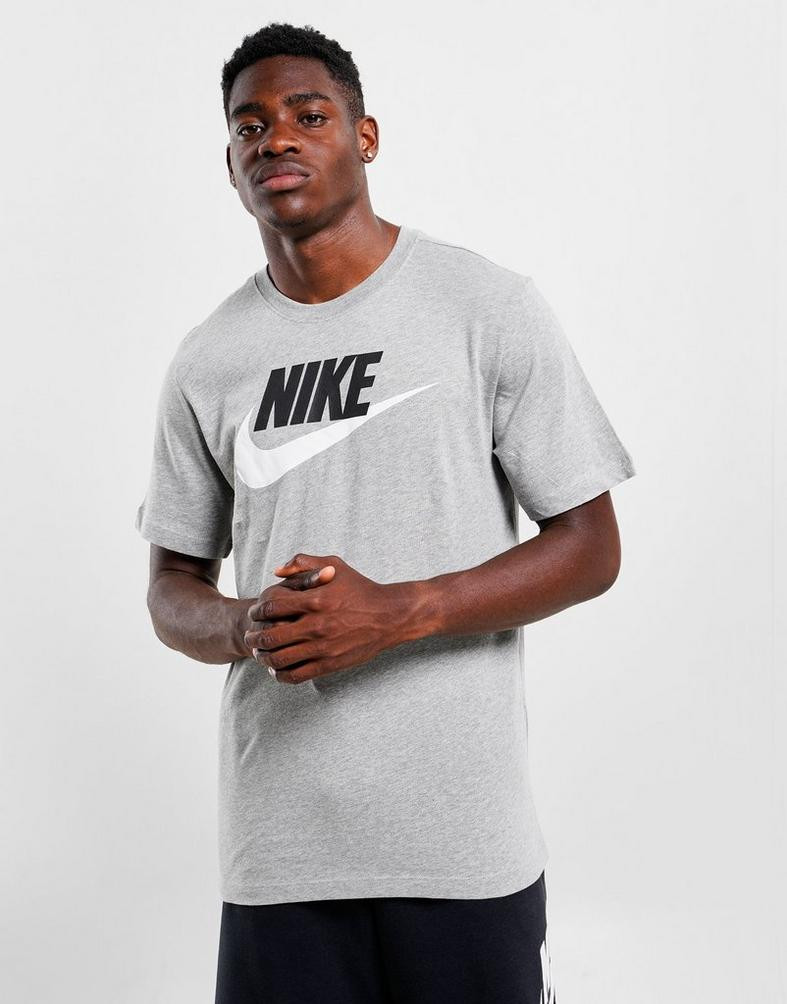 Nike მამაკაცის მაისური