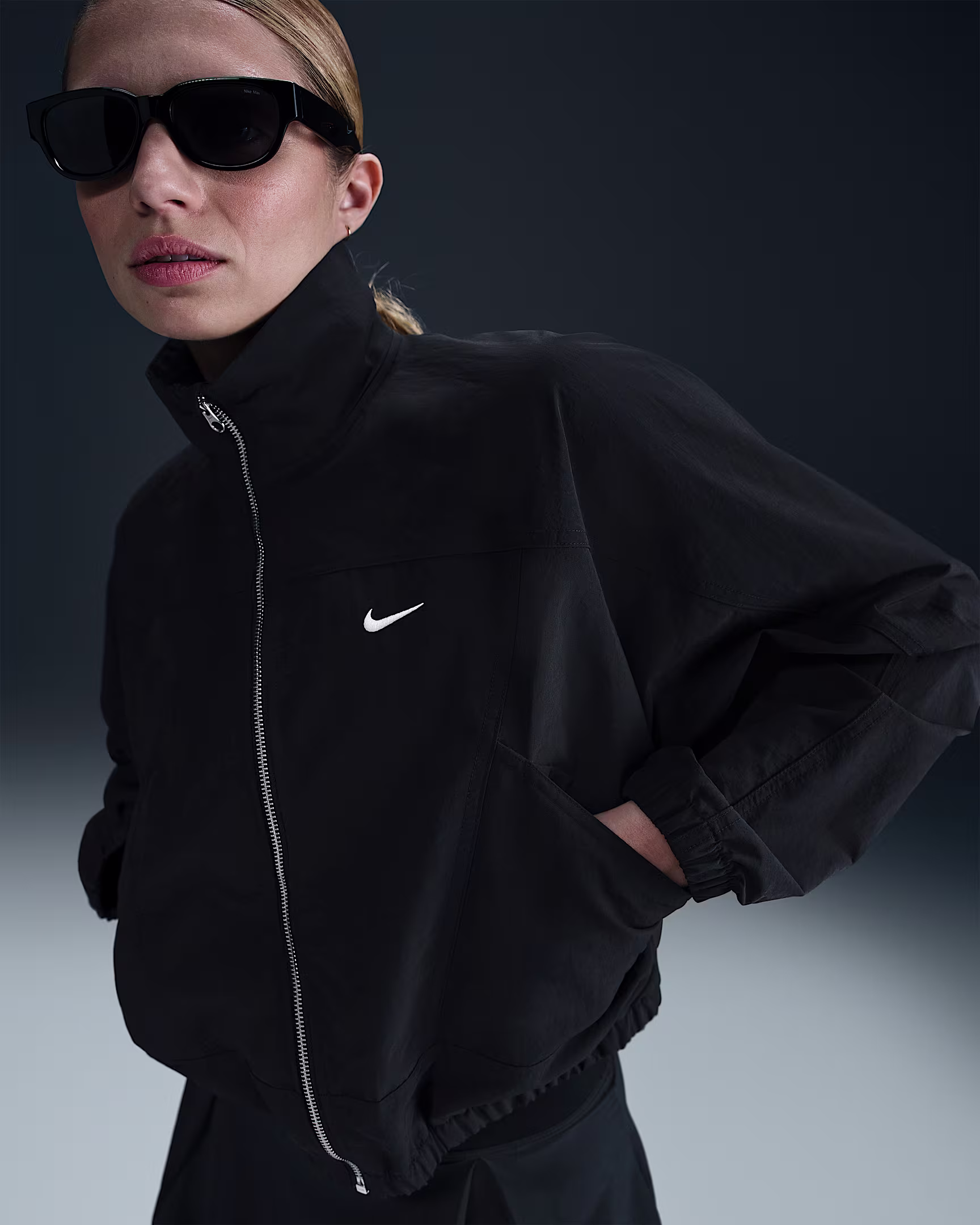 ქალის ქურთუკი