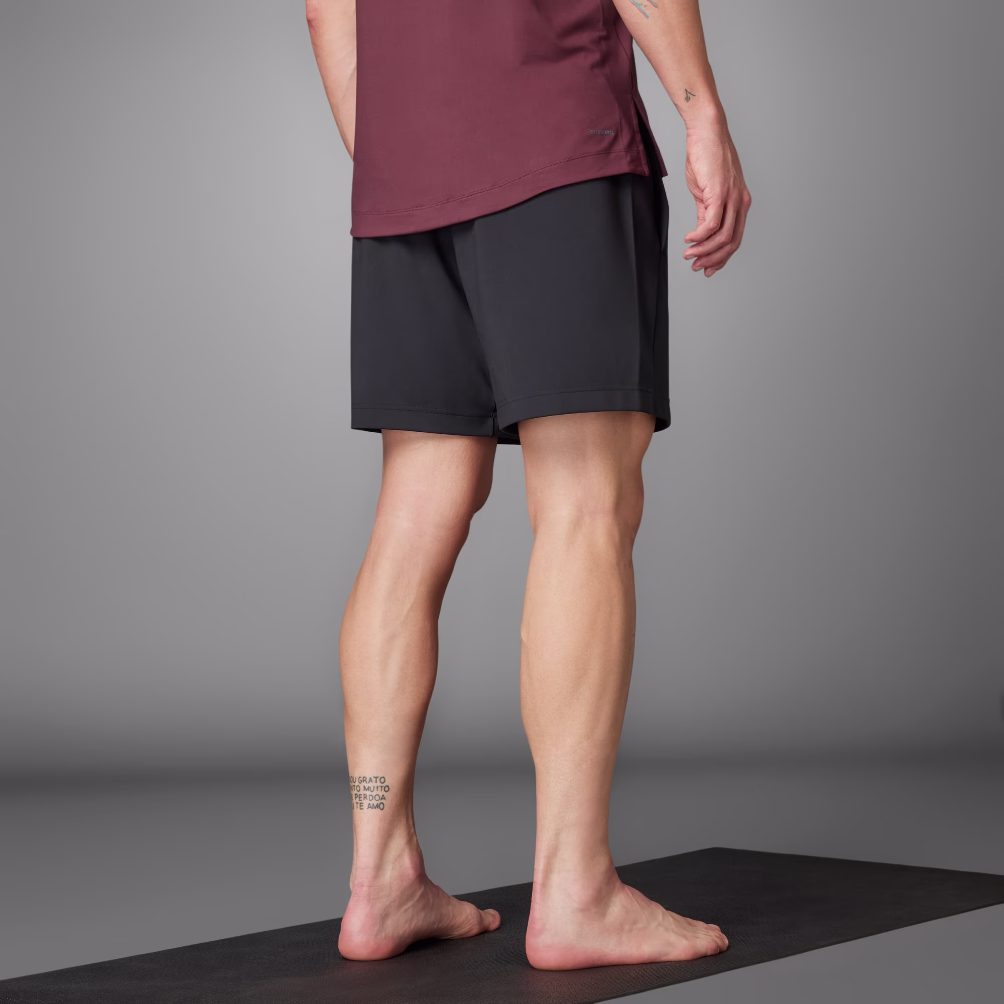 მამაკაცის შორტი