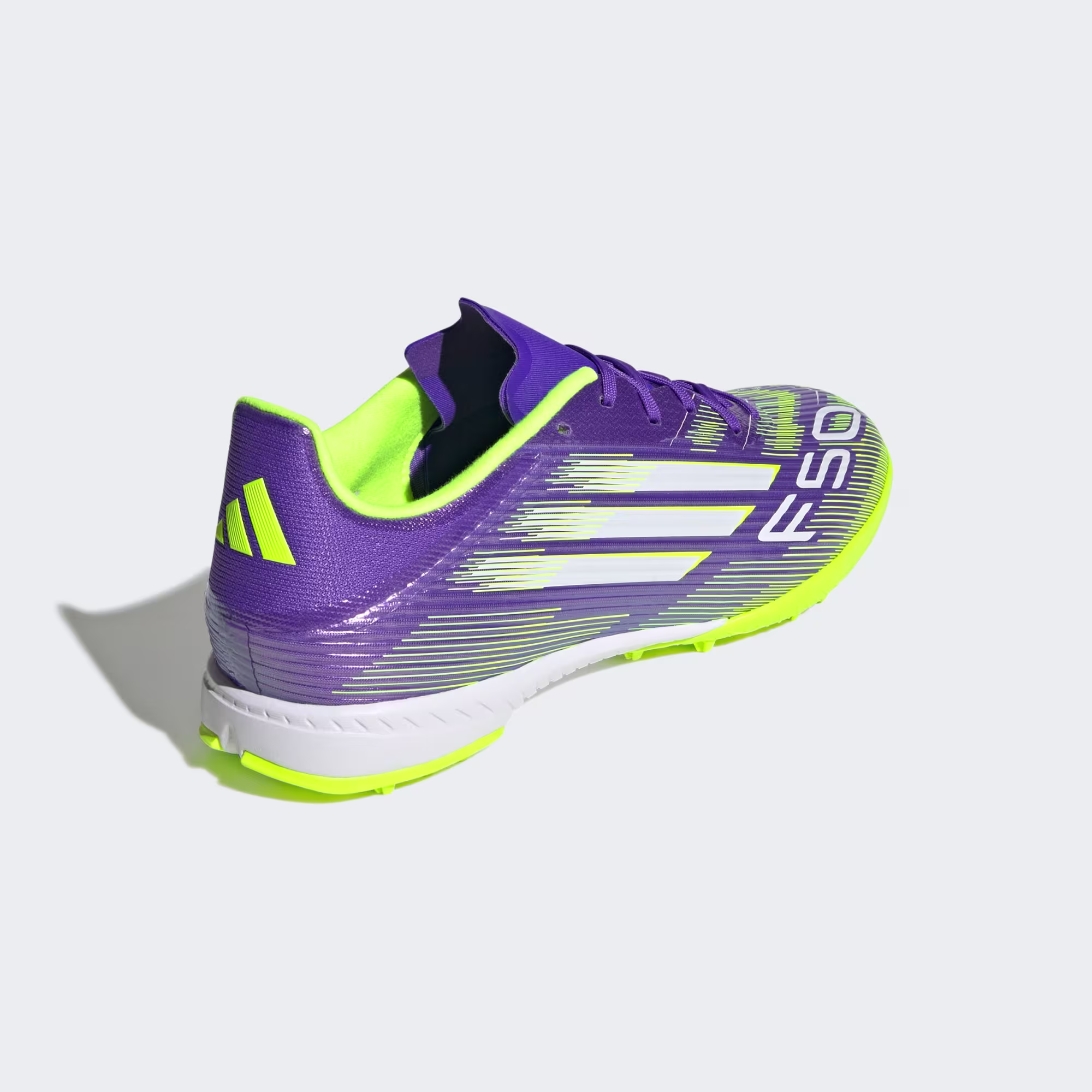 Adidas მამაკაცის სპორტული ფეხსაცმელი