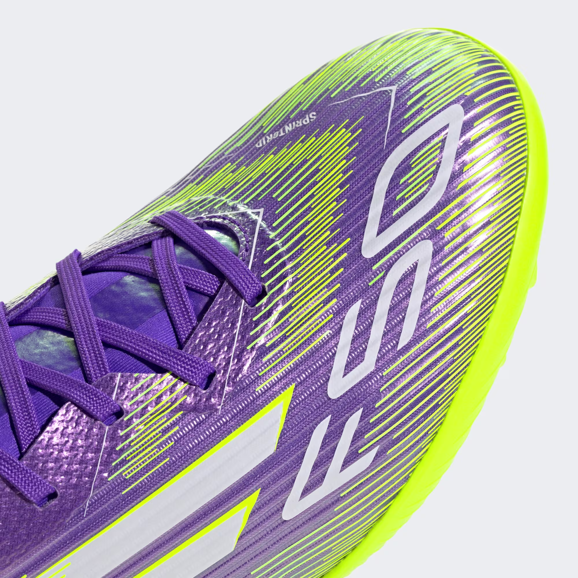 Adidas მამაკაცის სპორტული ფეხსაცმელი