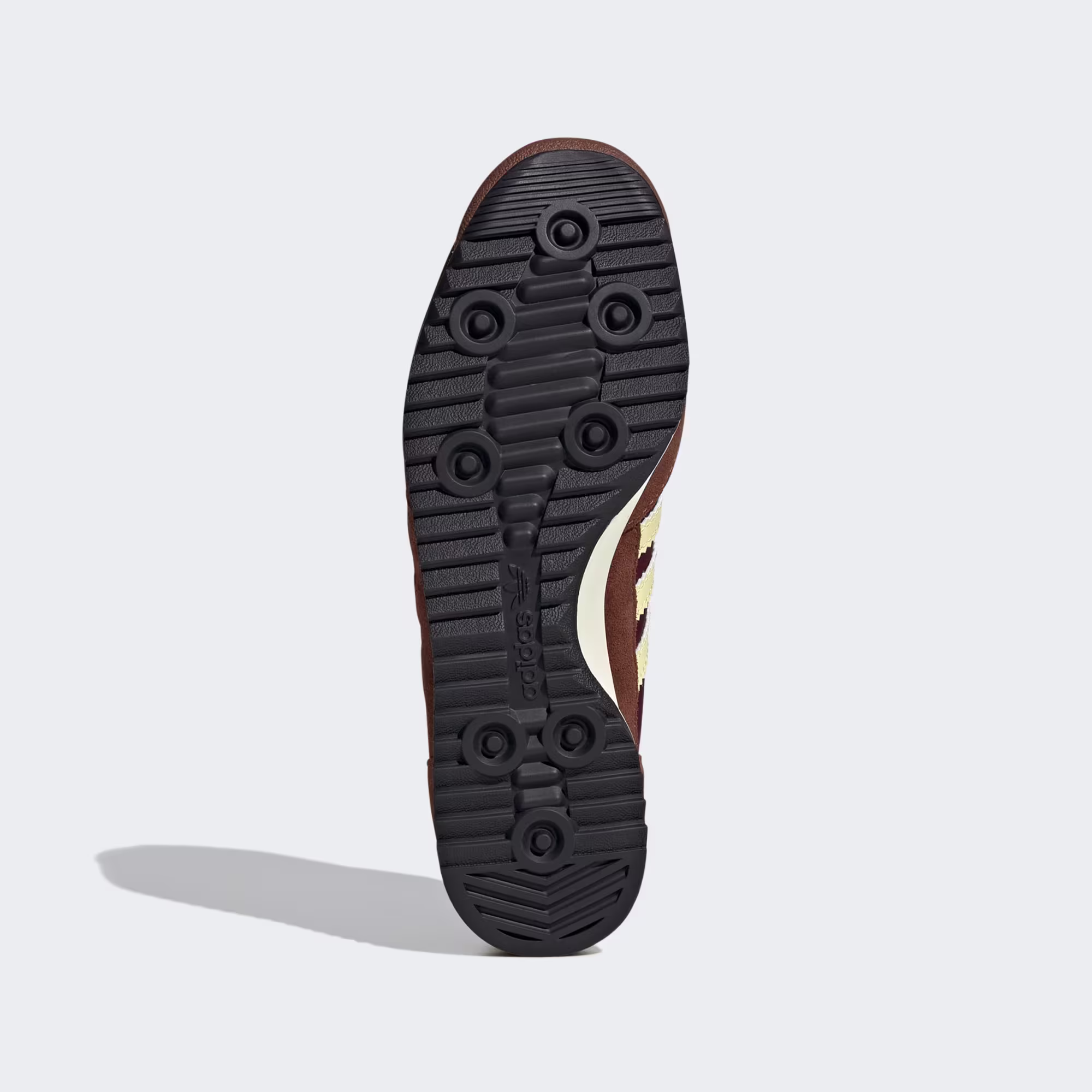 Adidas ქალის სპორტული ფეხსაცმელი