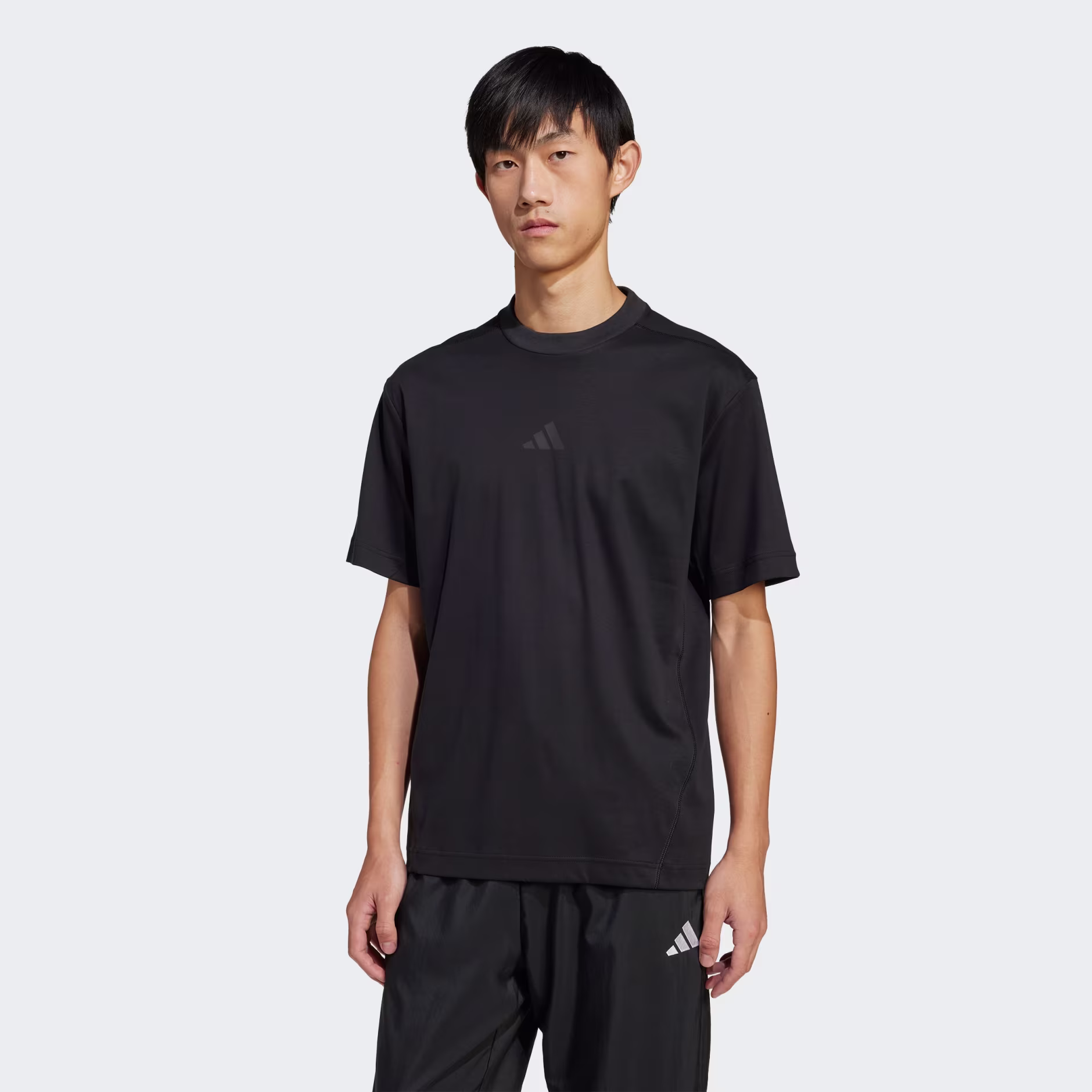Adidas მამაკაცის მაისური