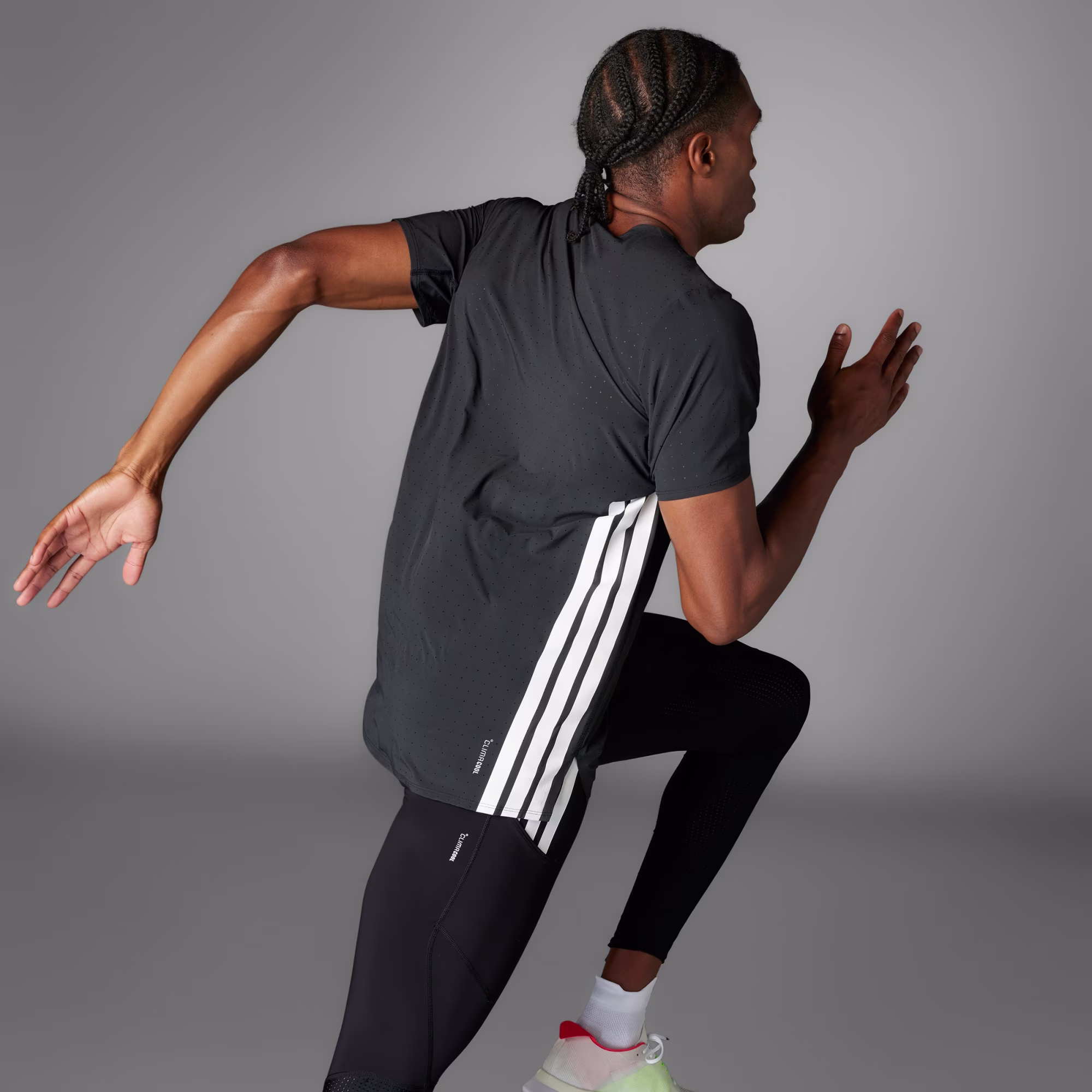 Adidas მამაკაცის მაისური ADIZERO TEE M