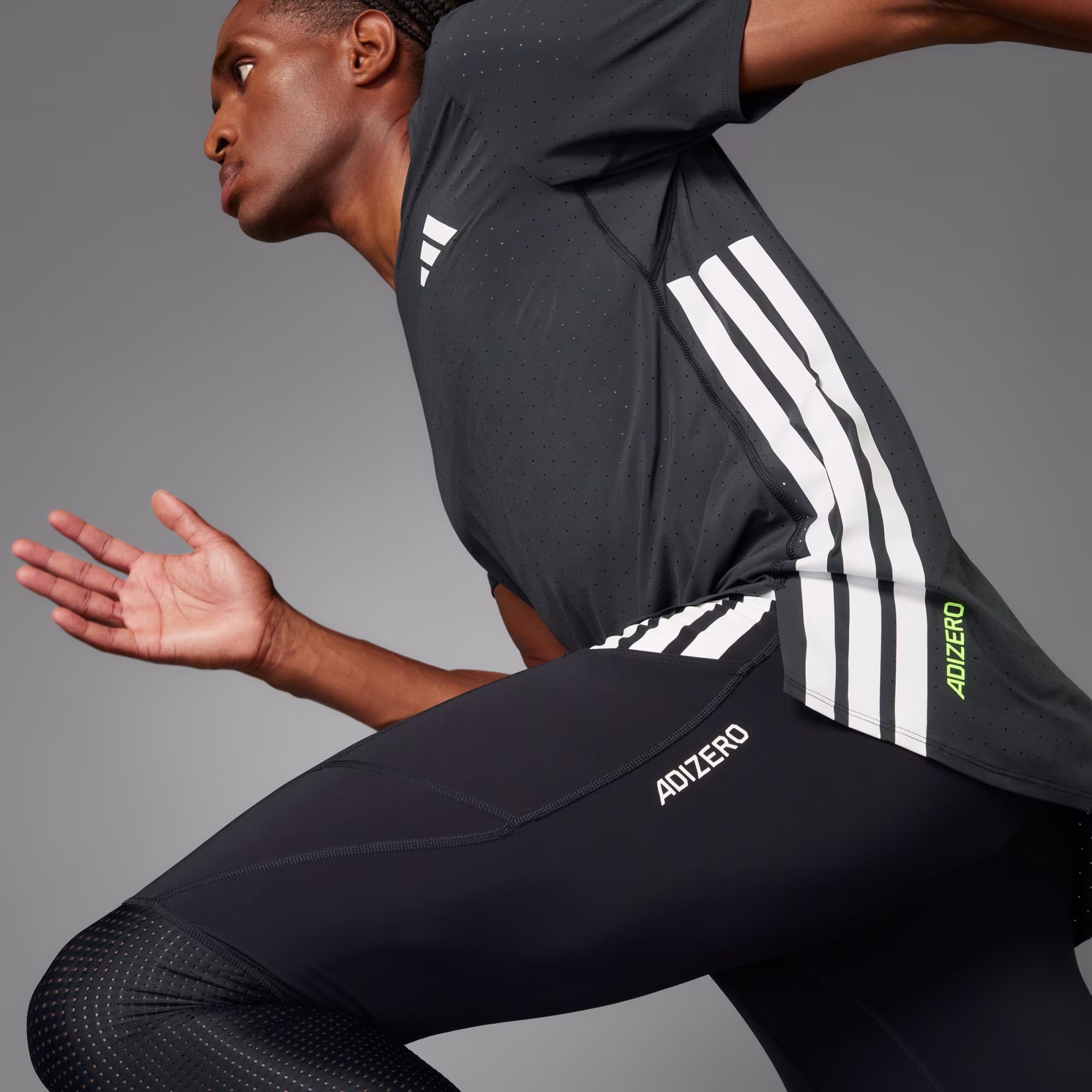 Adidas მამაკაცის მაისური ADIZERO TEE M