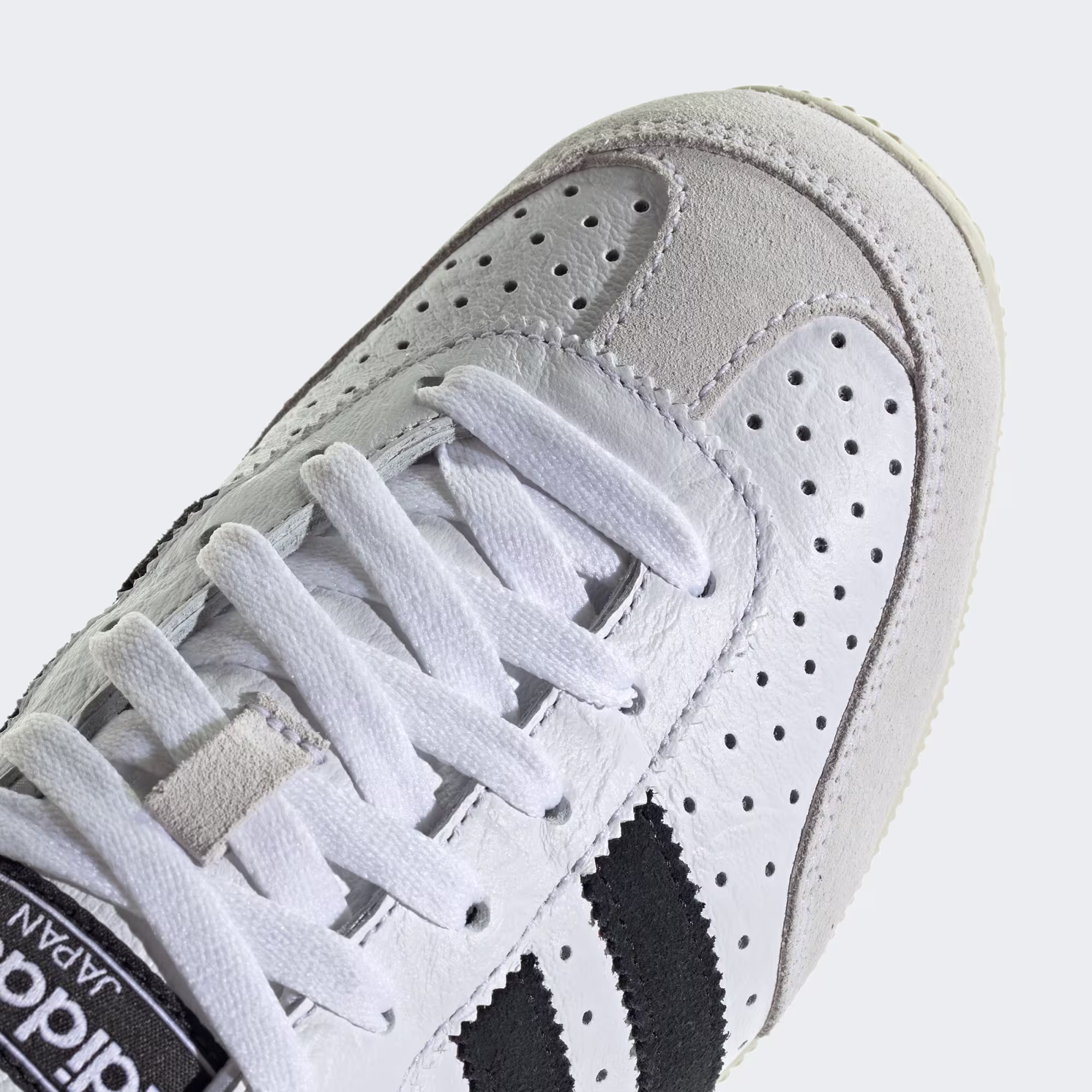Adidas ქალის სპორტული ფეხსაცმელი JAPAN W