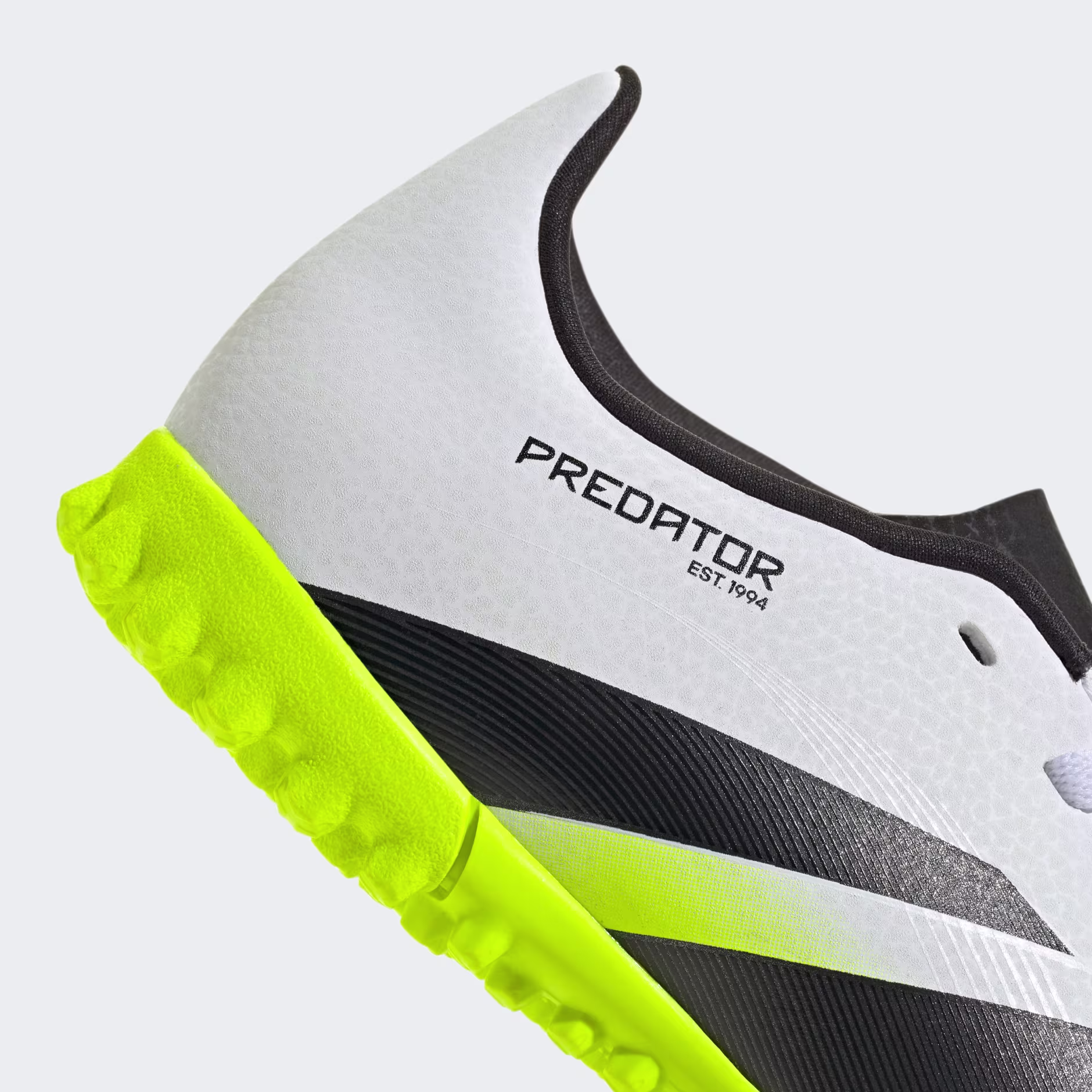 Adidas ბავშვის სპორტული ფეხსაცმელი