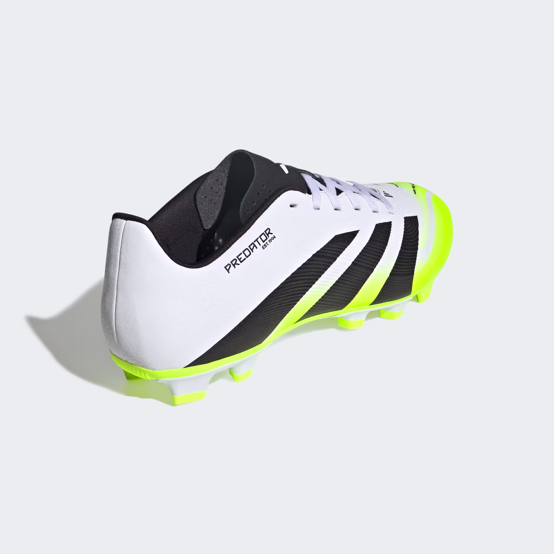 Adidas მამაკაცის სპორტული ფეხსაცმელი
