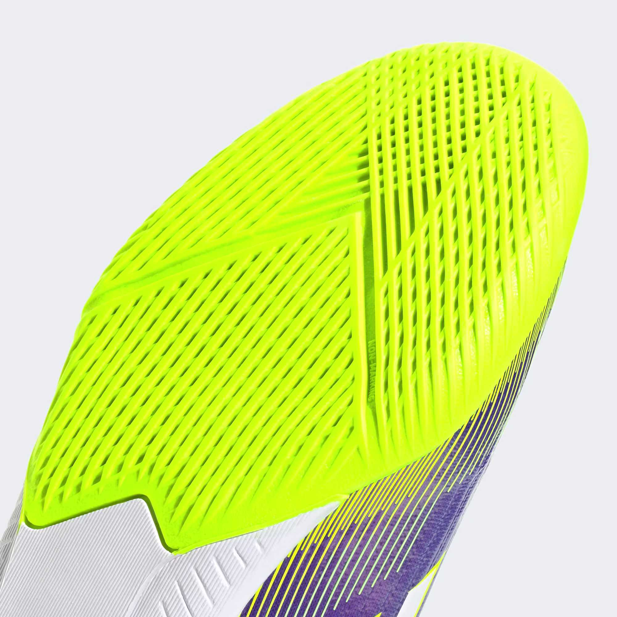 Adidas ბავშვის სპორტული ფეხსაცმელი