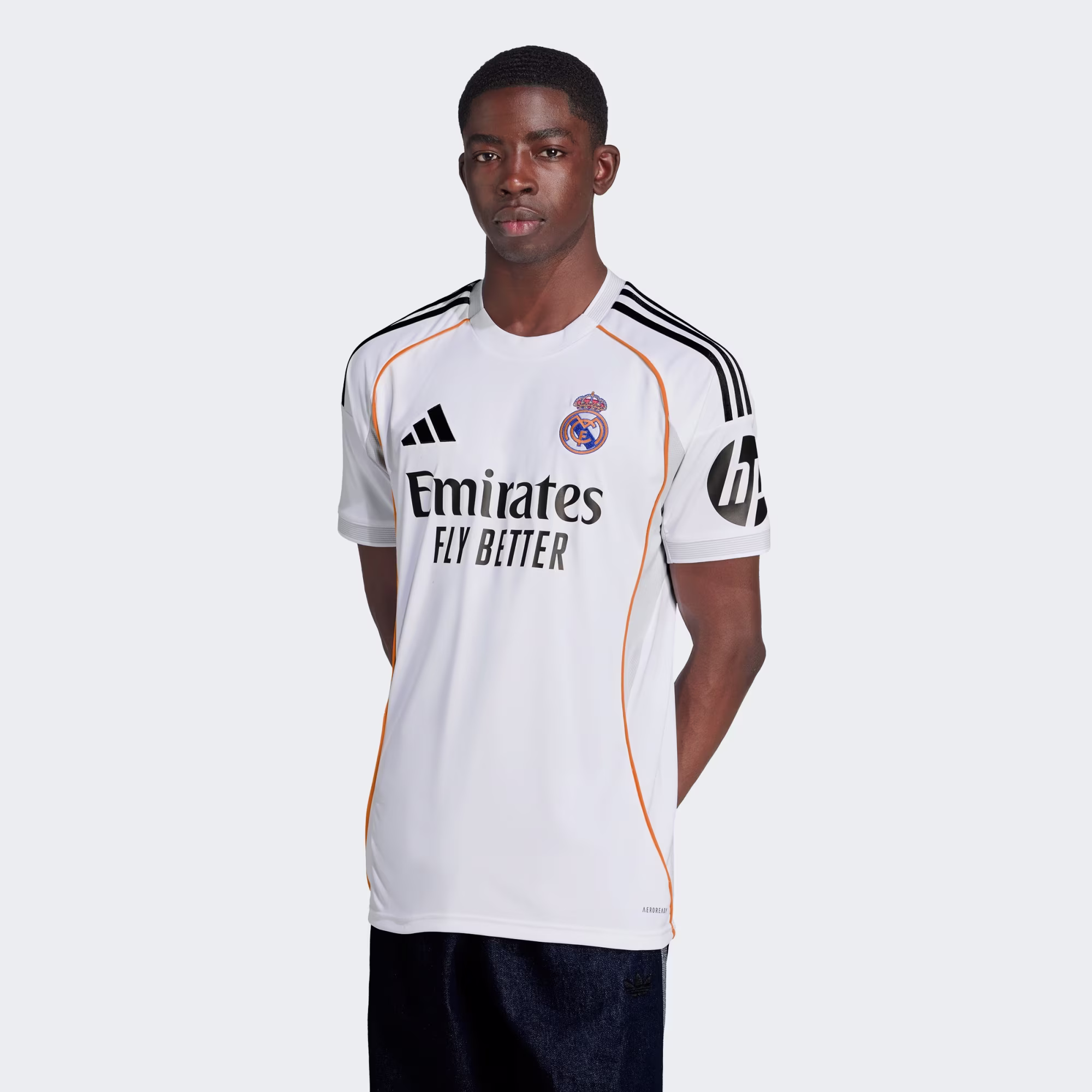 Adidas მამაკაცის მაისური