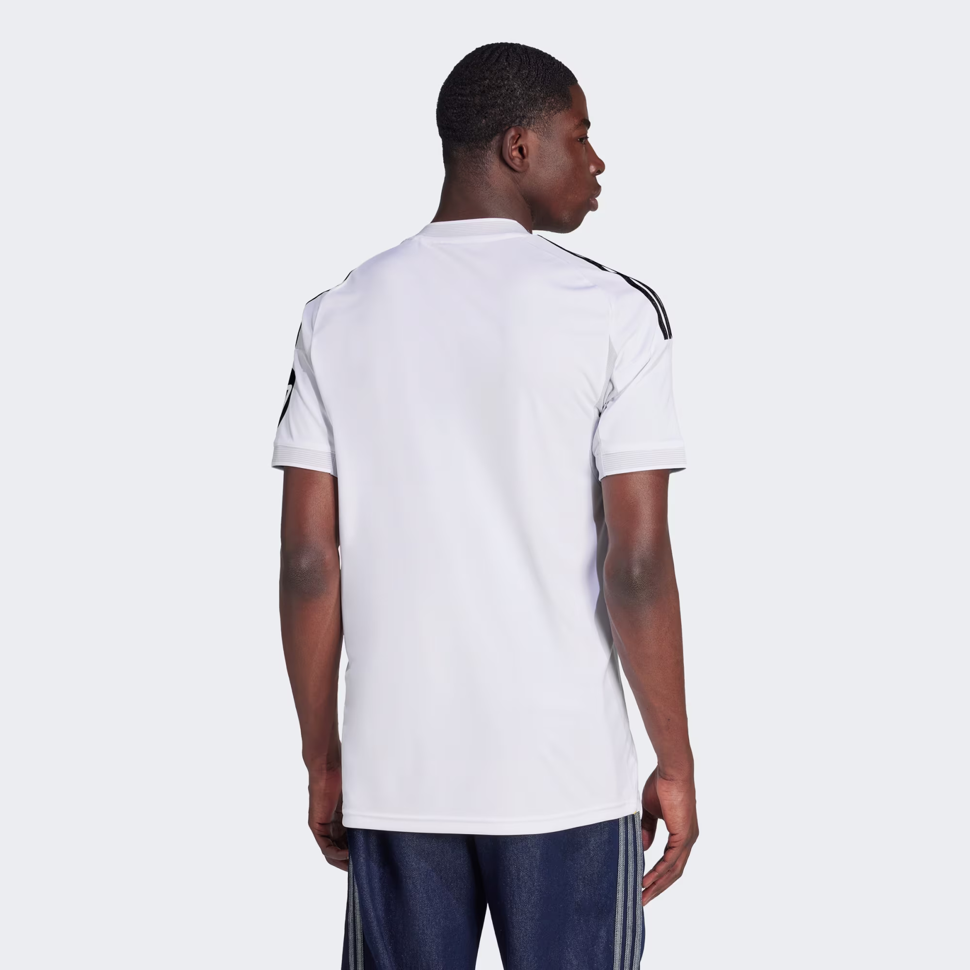 Adidas მამაკაცის მაისური