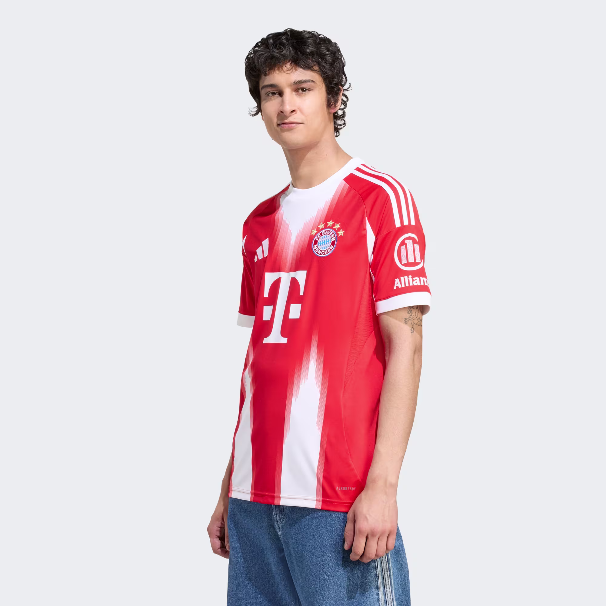 Adidas მამაკაცის მაისური