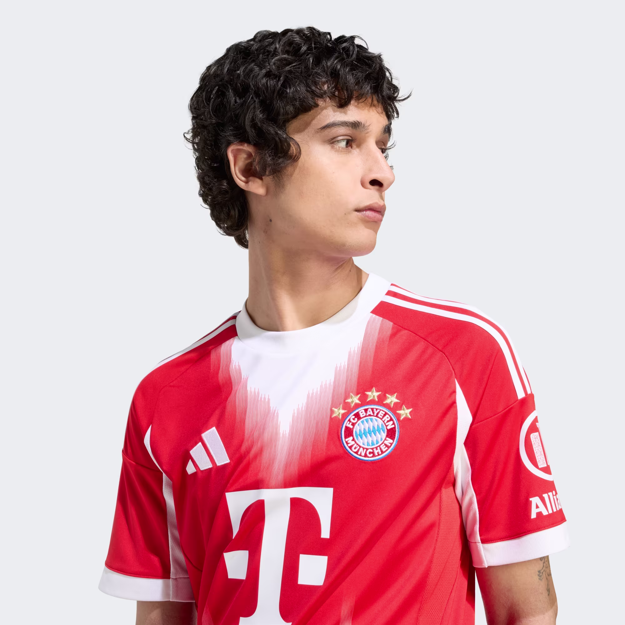 Adidas მამაკაცის მაისური