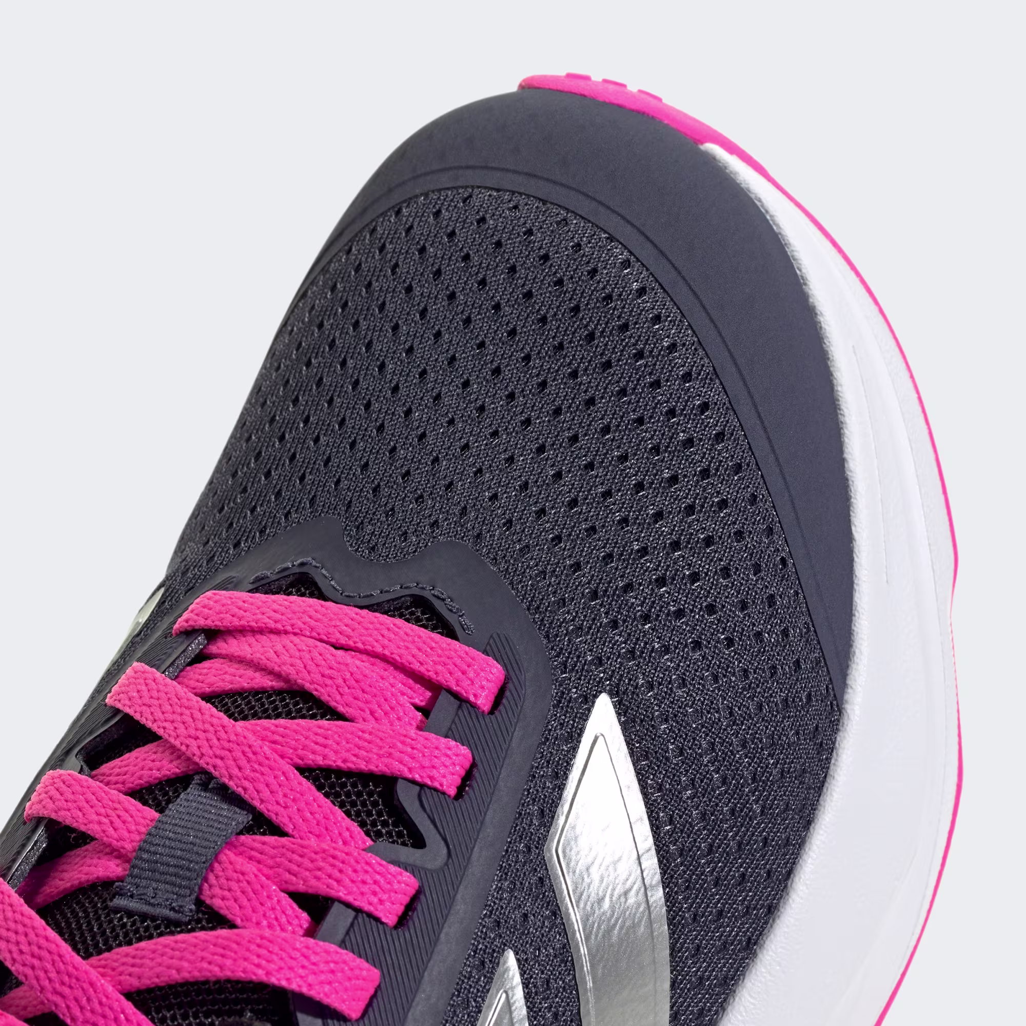 ბავშვის სპორტული ფეხსაცმელი