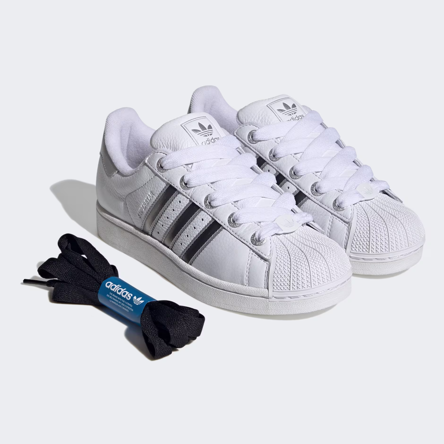 Adidas ქალის სპორტული ფეხსაცმელი
