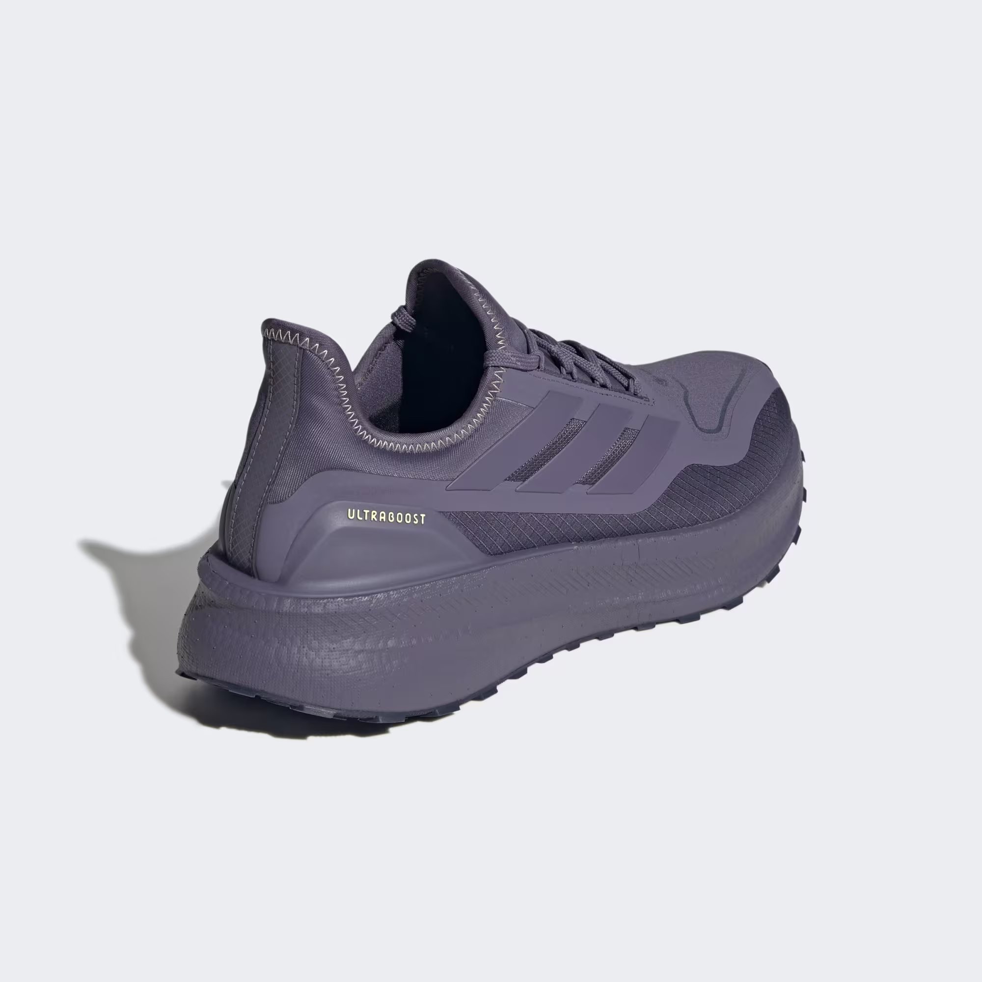 Adidas მამაკაცის სპორტული ფეხსაცმელი