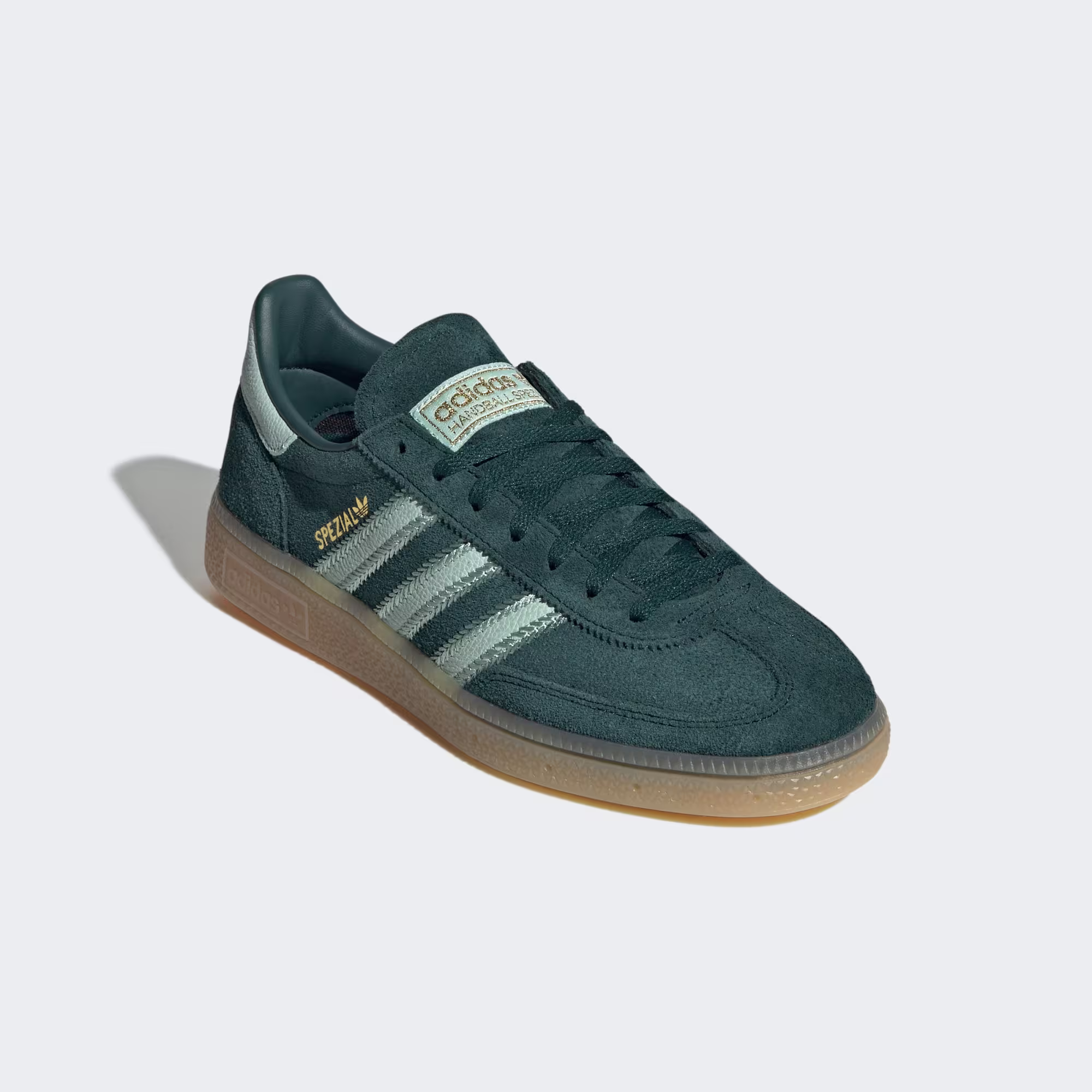 Adidas ქალის სპორტული ფეხსაცმელი
