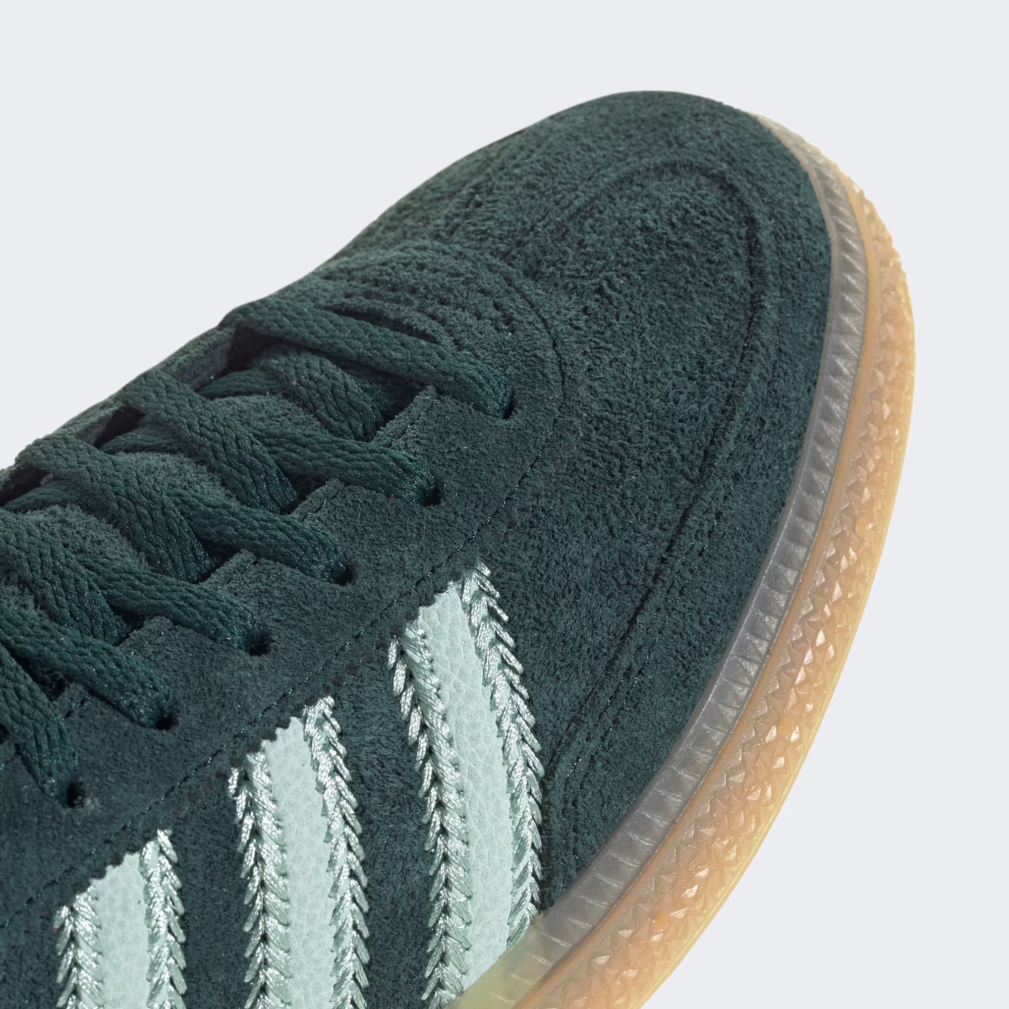Adidas ქალის სპორტული ფეხსაცმელი