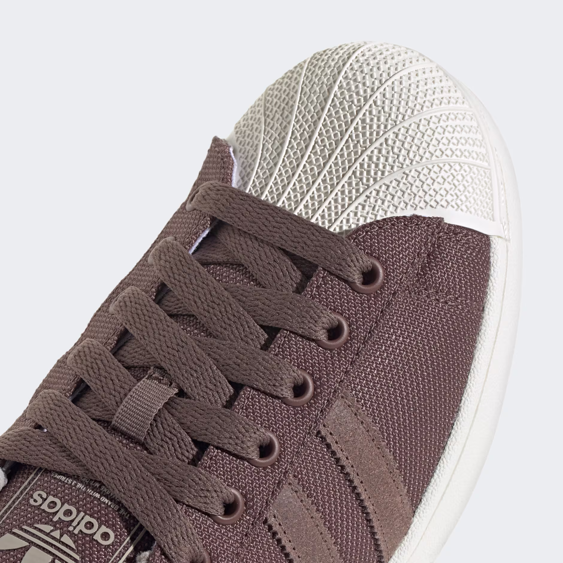 Adidas მამაკაცის სპორტული ფეხსაცმელი