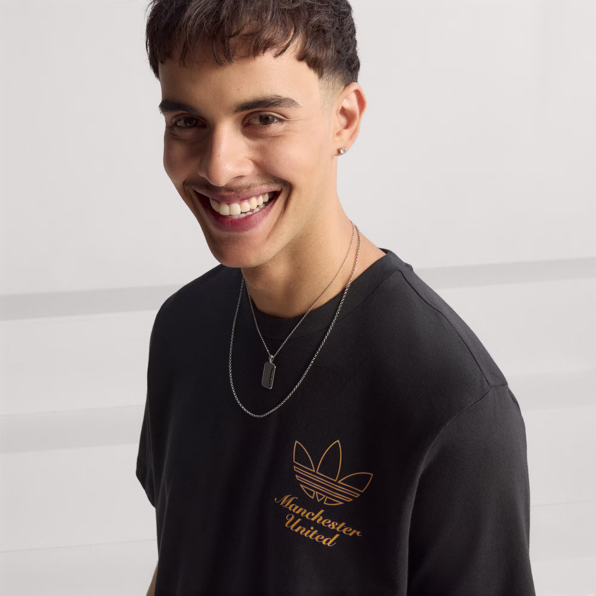 Adidas მამაკაცის მაისური