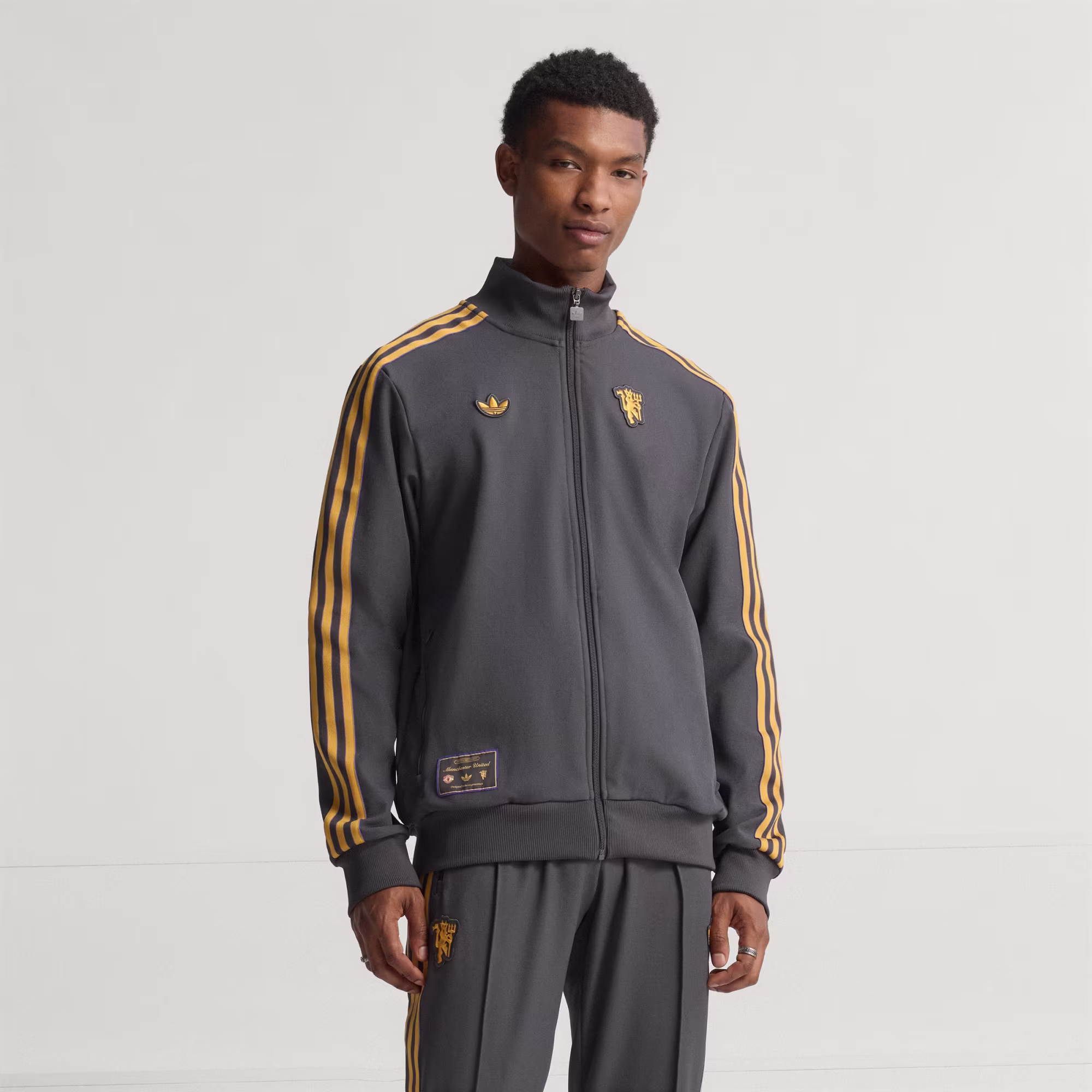 Adidas მამაკაცის ჯემპრი